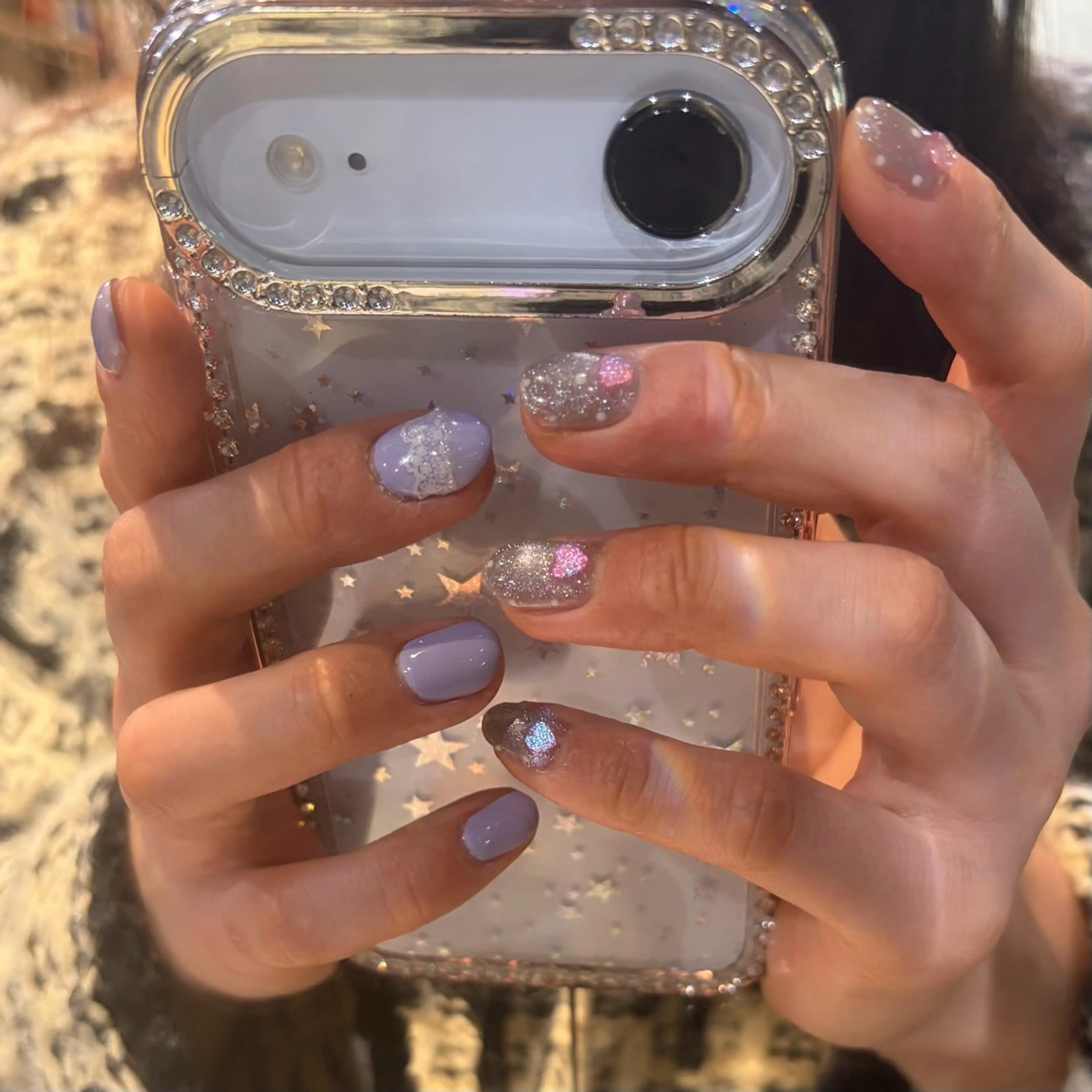 ネイル ハート ホログラムネイル マグネットネイル バレンタイン ハンドネイル 透明感カラー/ ネイル💅まりなのヘアスタイル