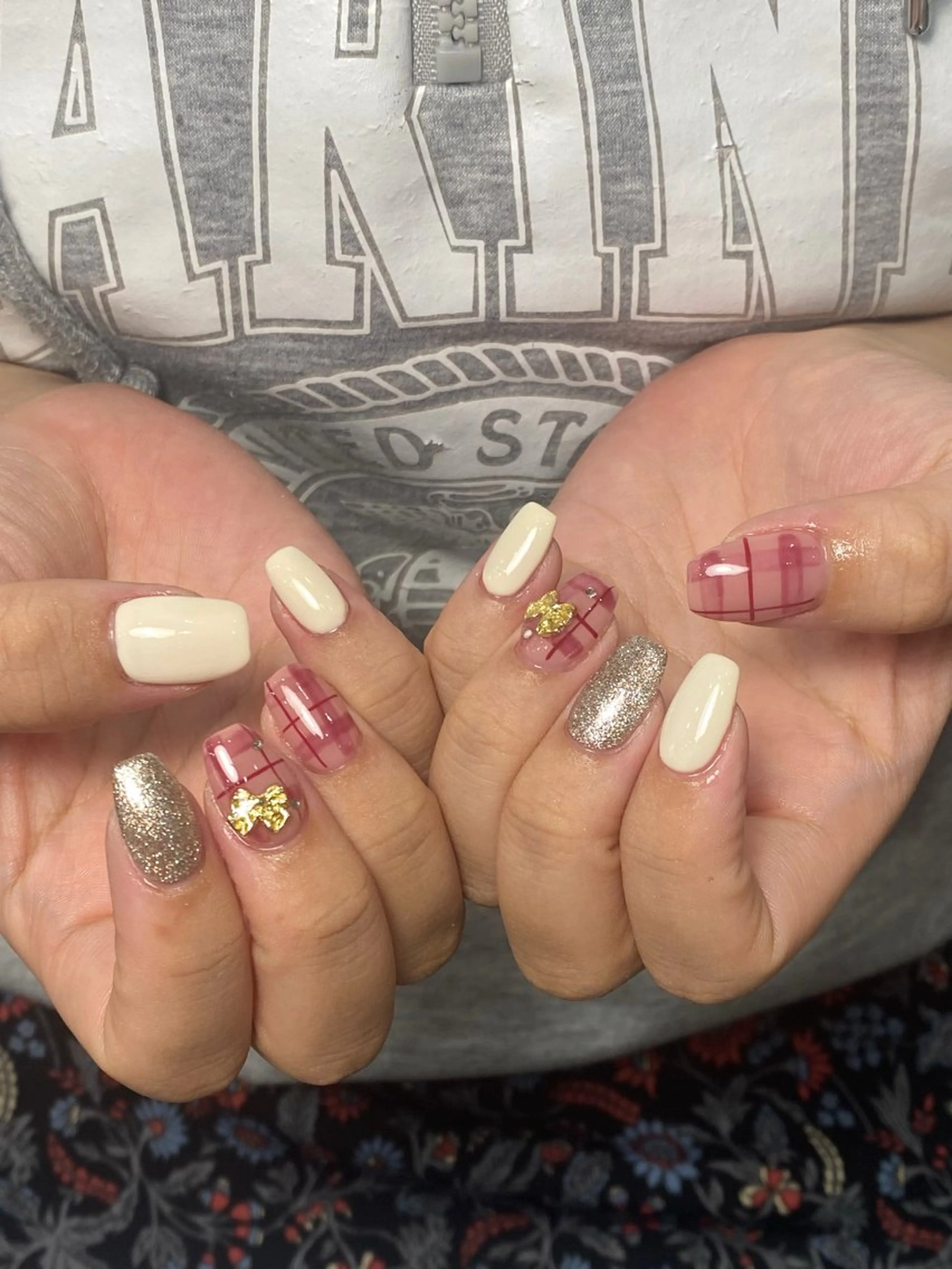 ネイル ハンドネイル ミナミ モモカのネイルデザイン