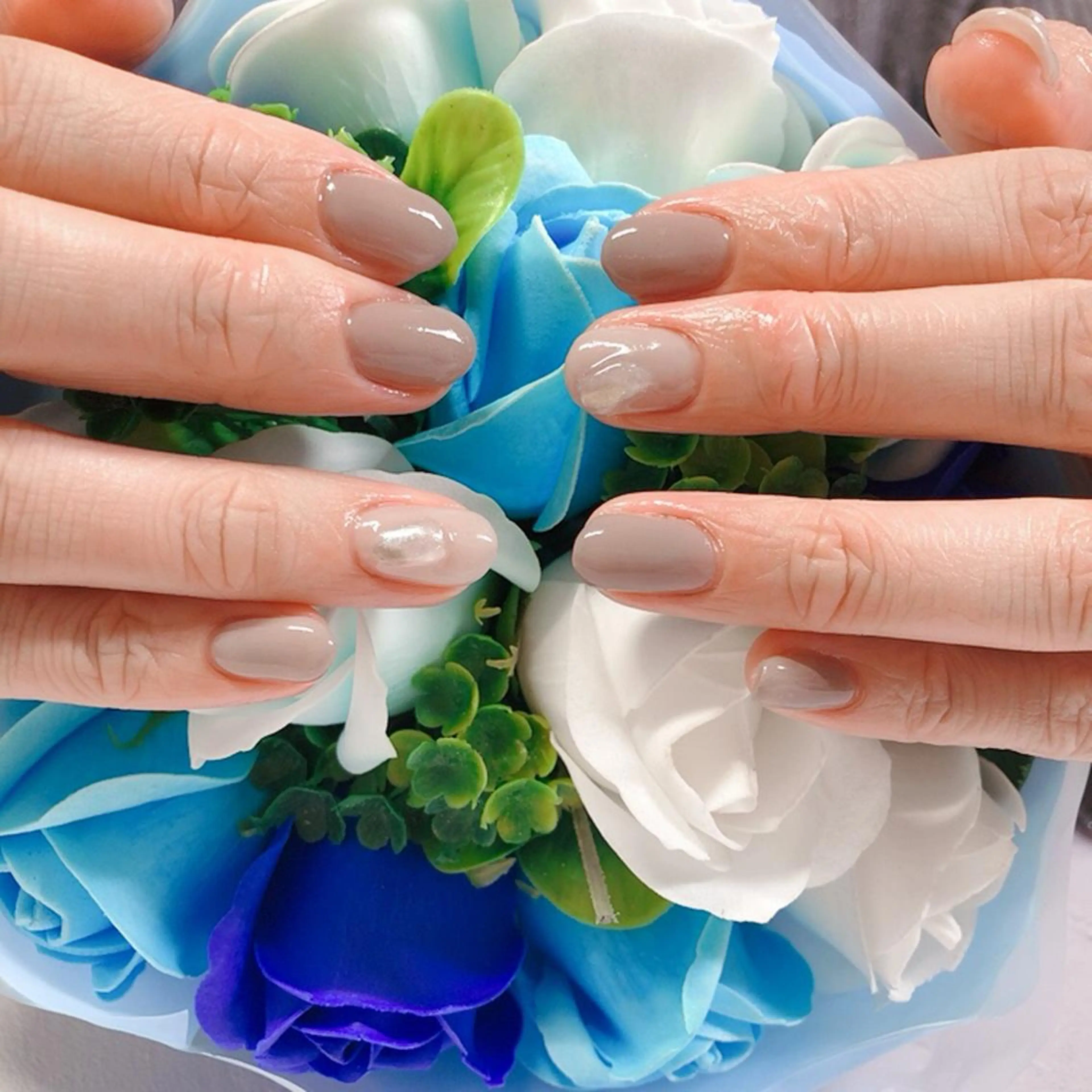 ネイル 持ち込み 奥園 良恵のネイルデザイン