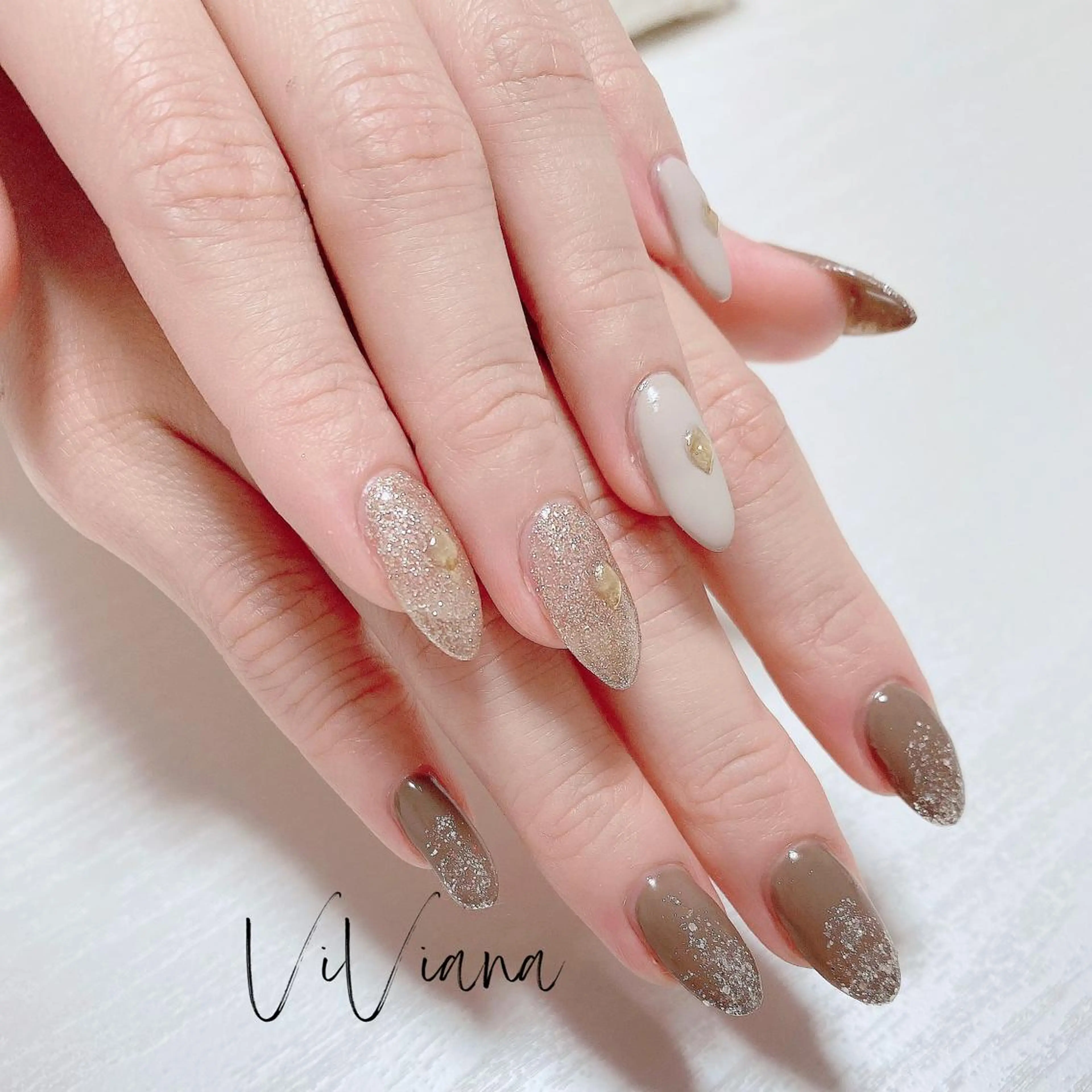 ネイル ハンドネイル ViViana ｳﾞｨｳﾞｨｱﾅのネイルデザイン