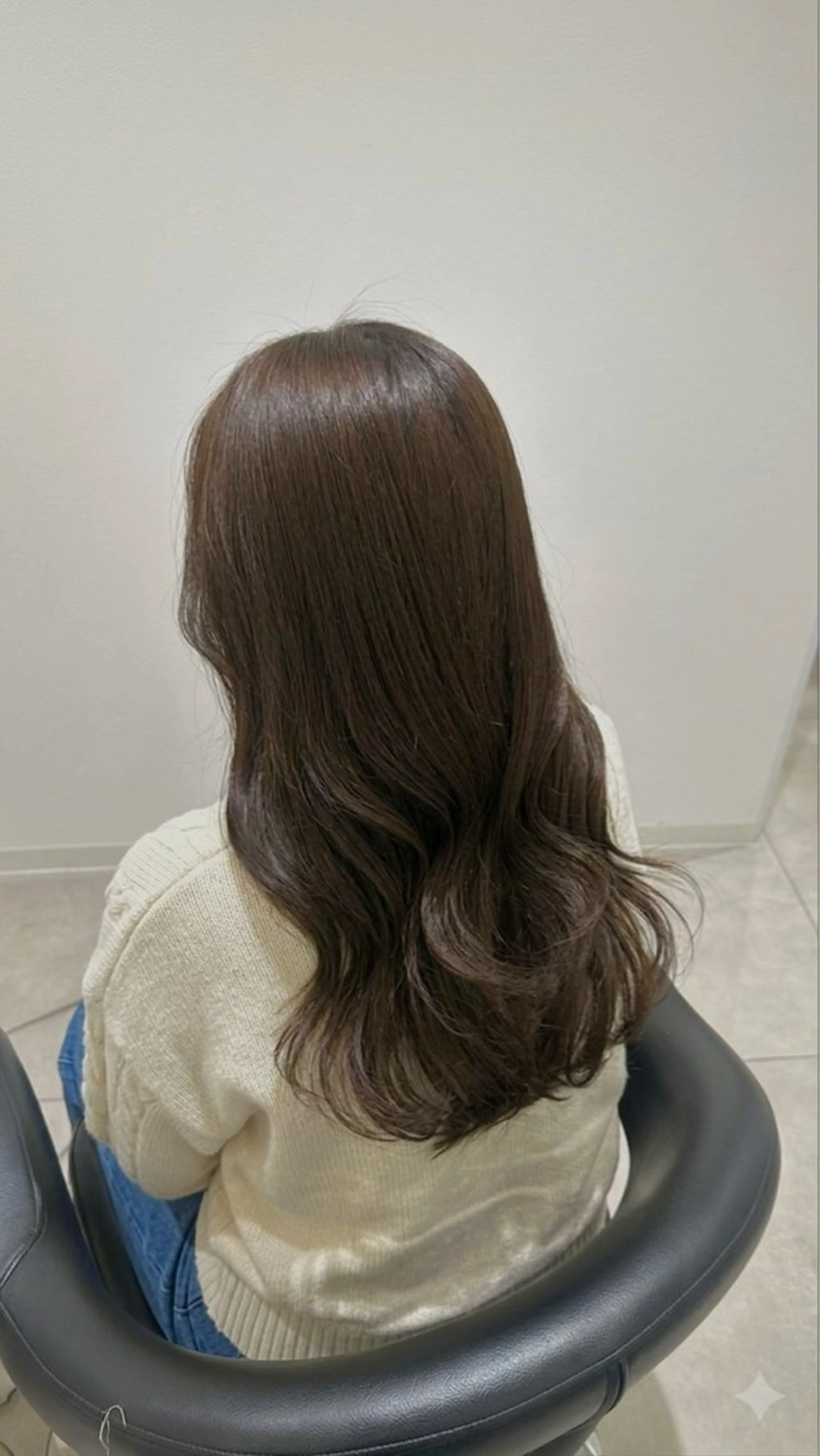 セミロング 森下 萌果のヘアスタイル