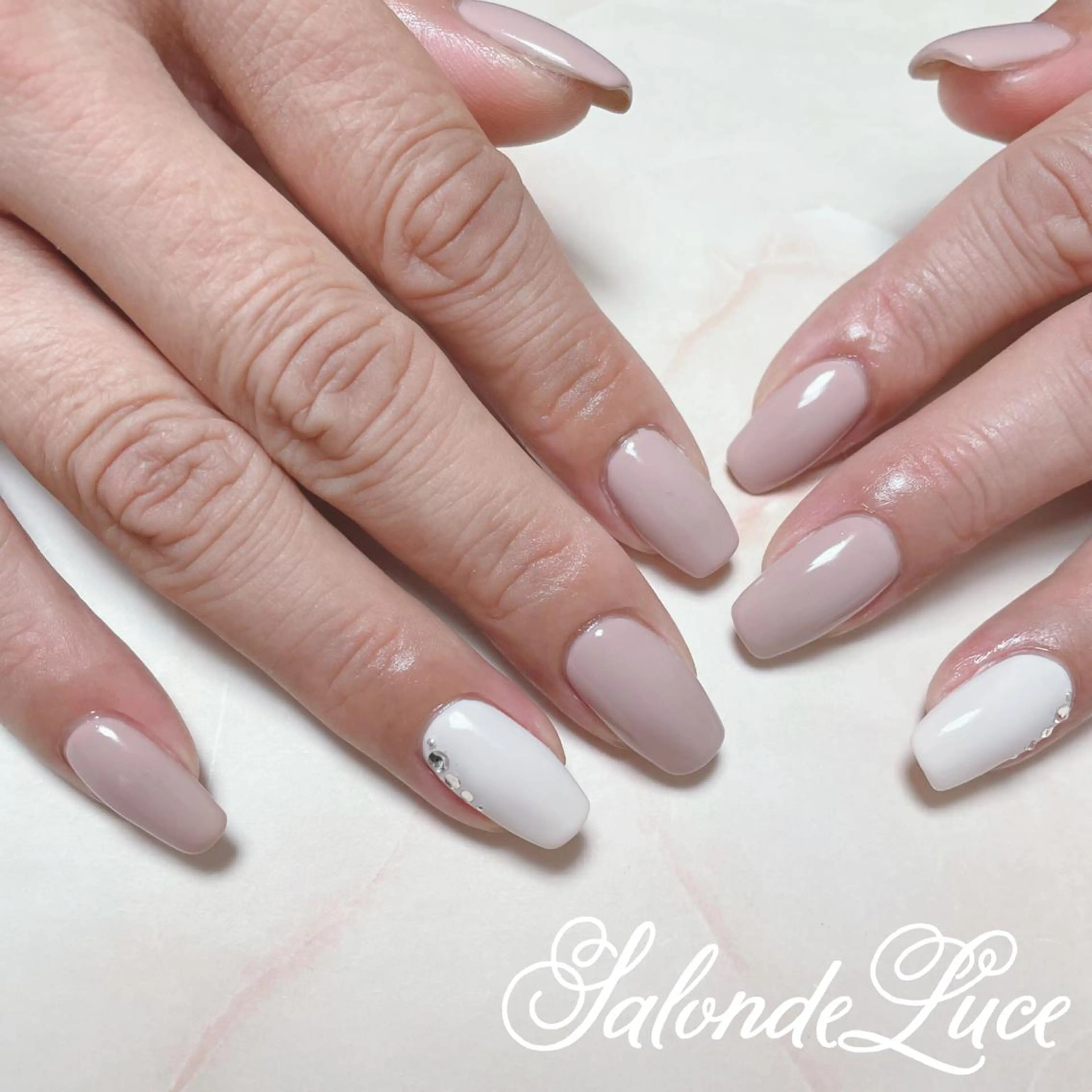 ネイル ワンカラーネイル ハンドネイル Salon de Luceのネイルデザイン