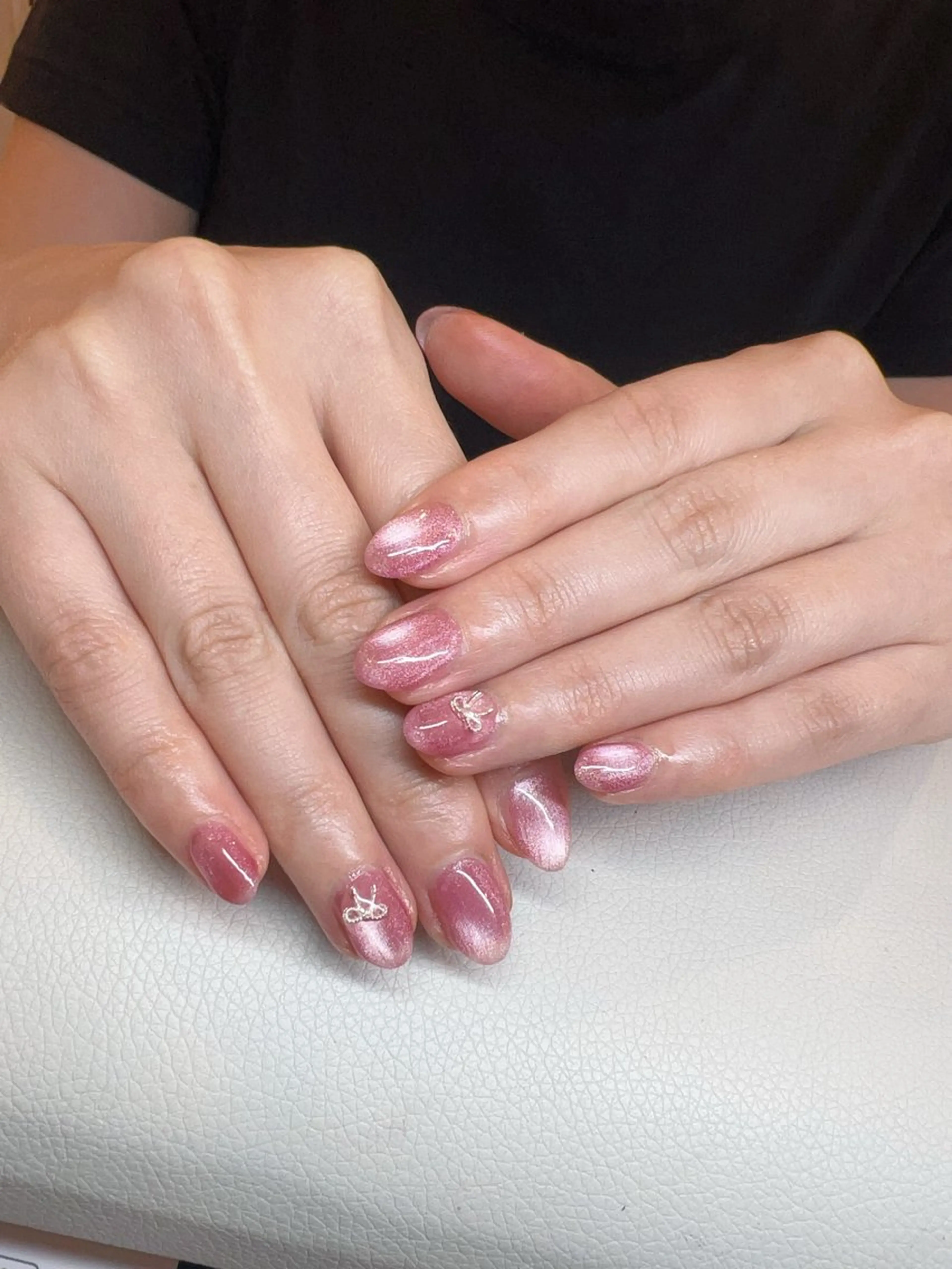 ネイル グラデーション キラキラネイル 韓国ネイル マグネットネイル 持ち込み ハンドネイル RUBY Nail 日暮里店のネイルデザイン