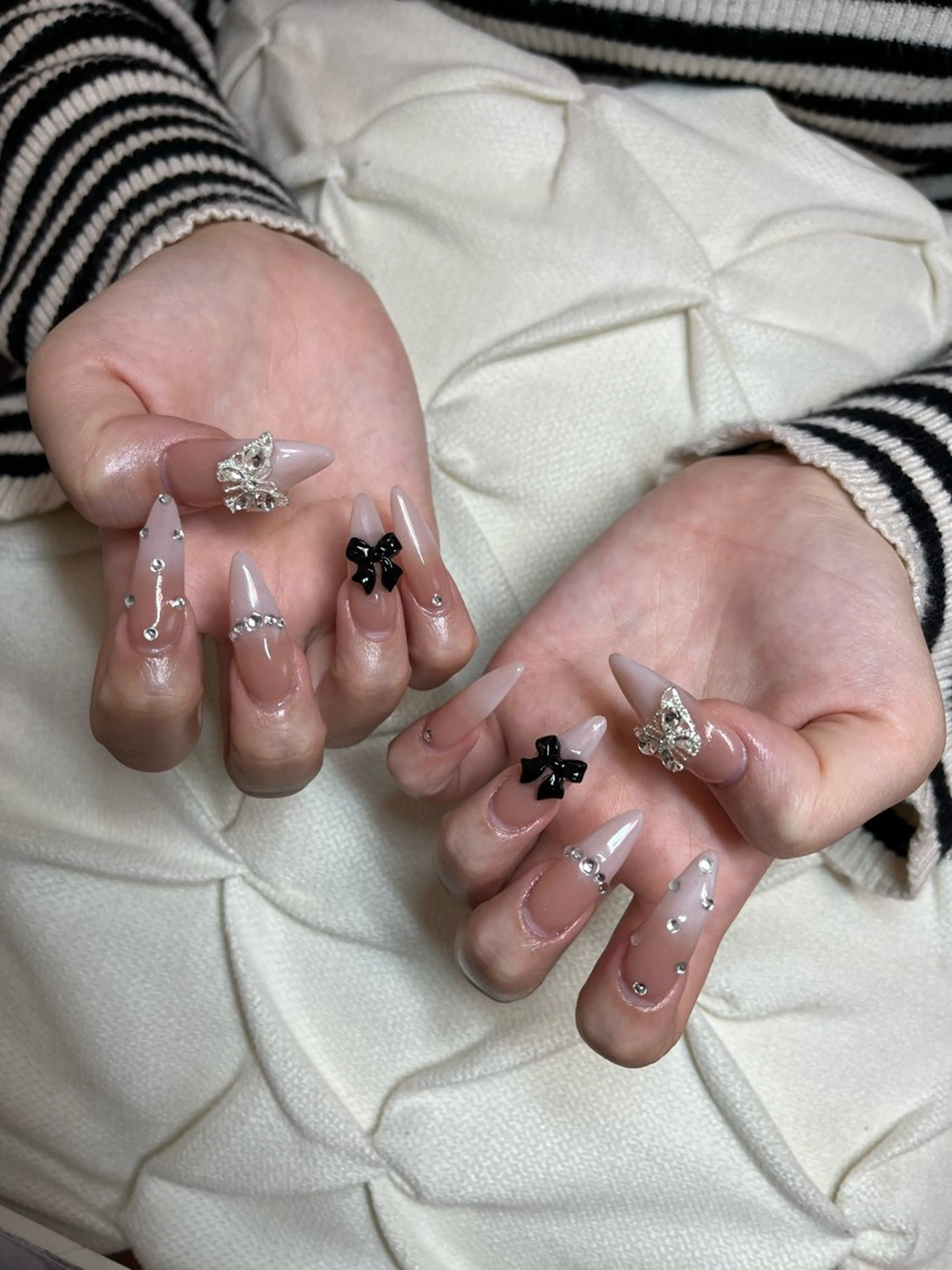 ネイル フラッシュネイル グラデーション ラメ(グリッター) マグネットネイル ツイードネイル ハンドネイル nail.salon .Reversalのネイルデザイン