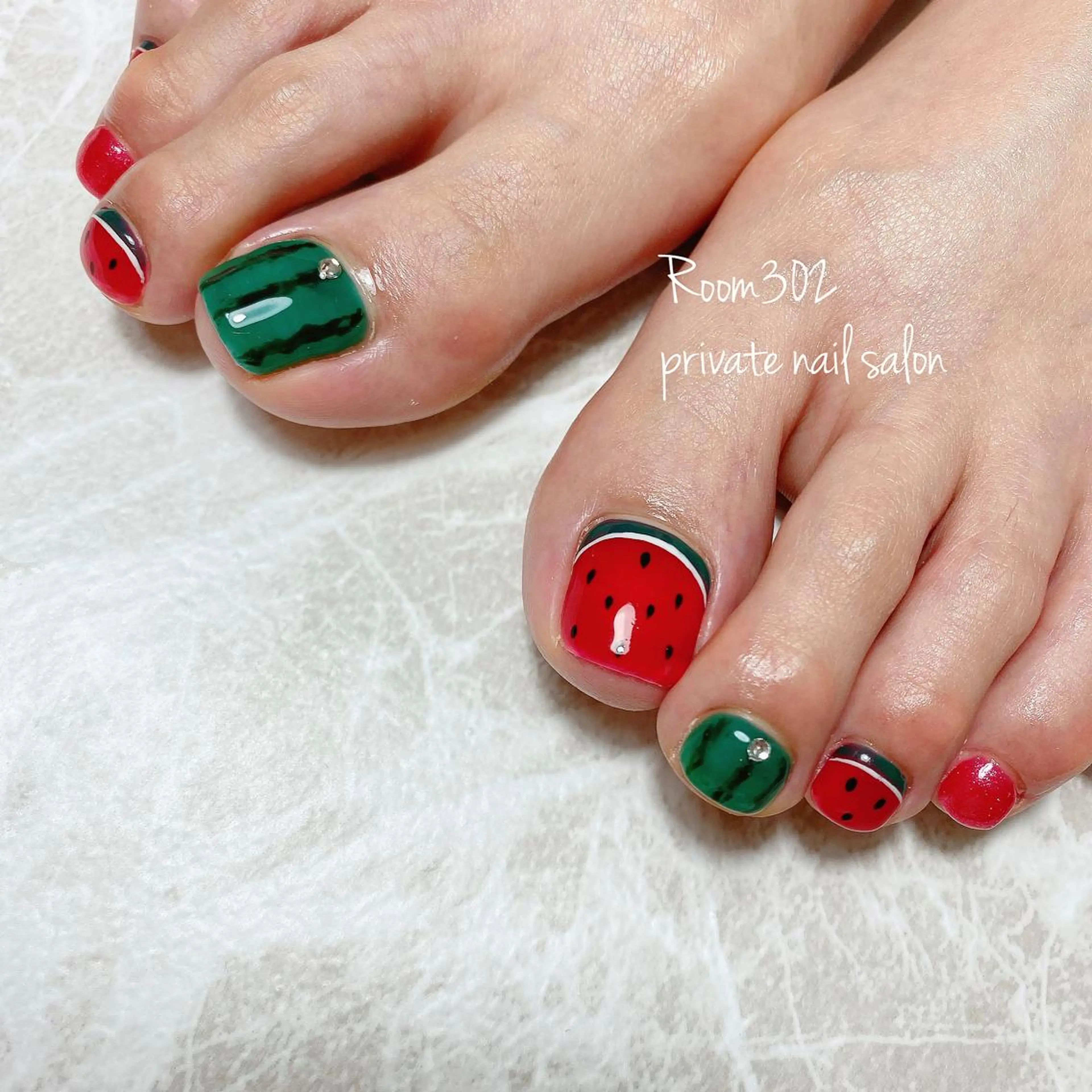 ネイル フットネイル Room 302のネイルデザイン