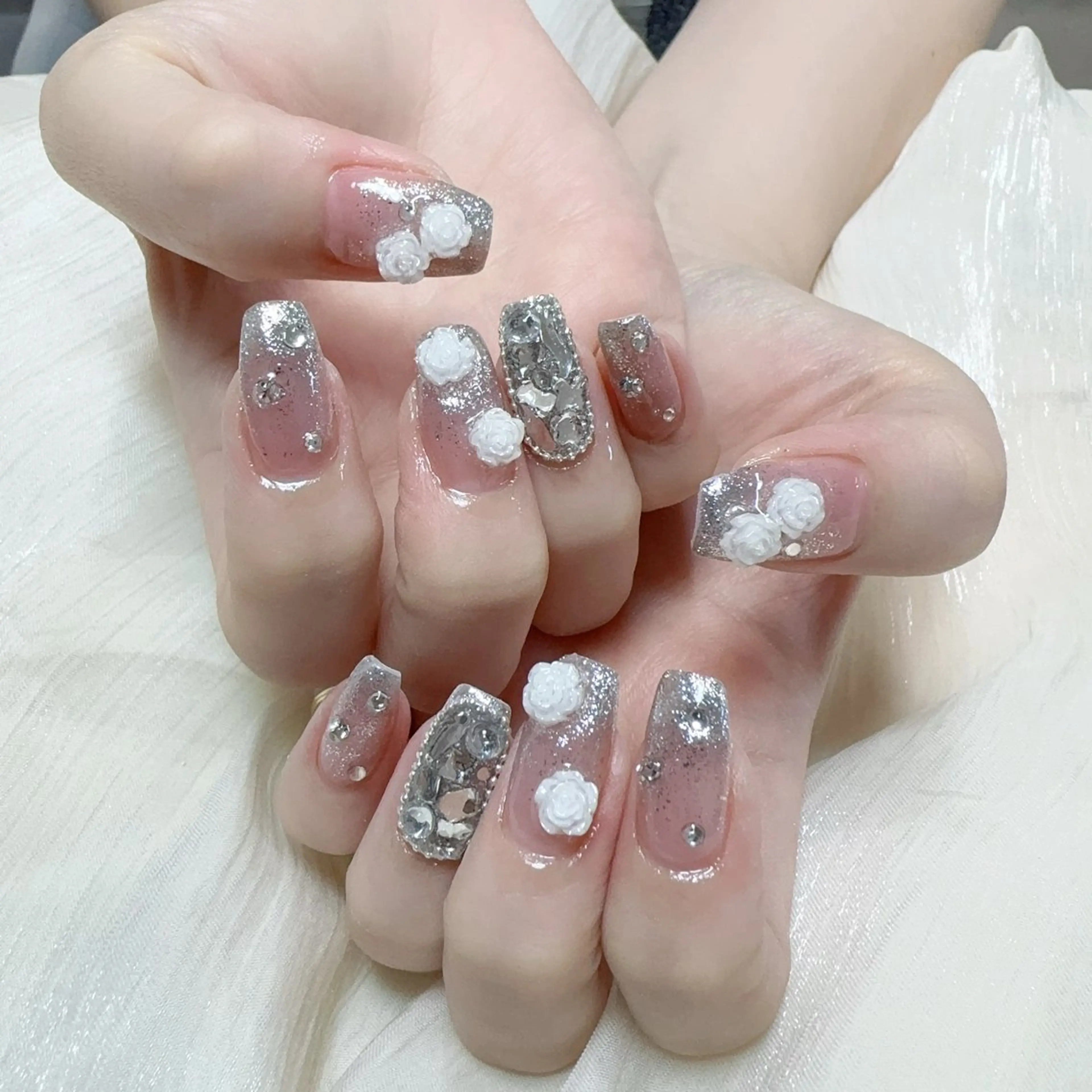 ネイル ハンドネイル 🍄Rina🍄 韓国風ネイルのネイルデザイン