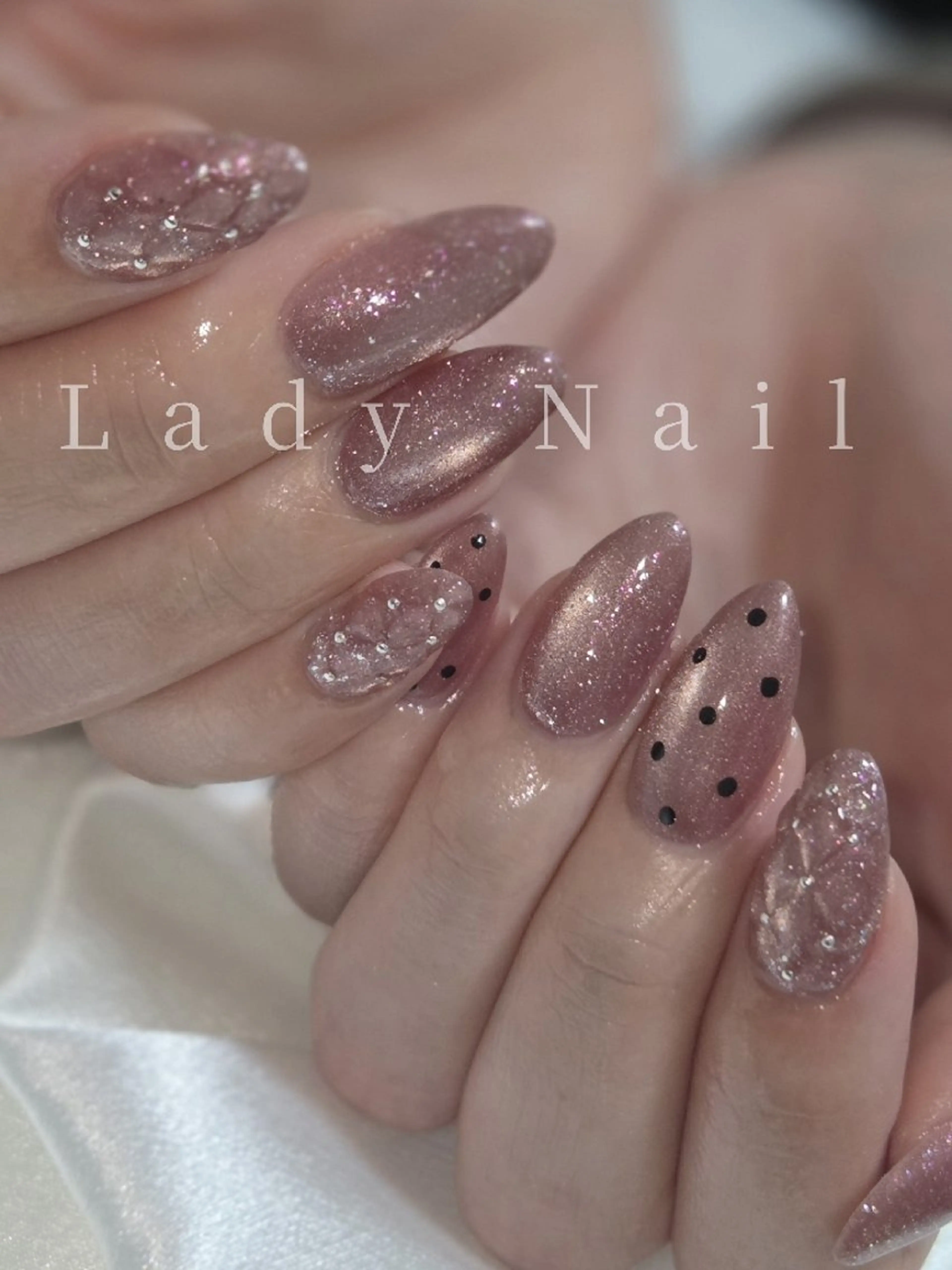 ネイル ドット マグネットネイル ハンドネイル Lady Nail Kiyokaのネイルデザイン