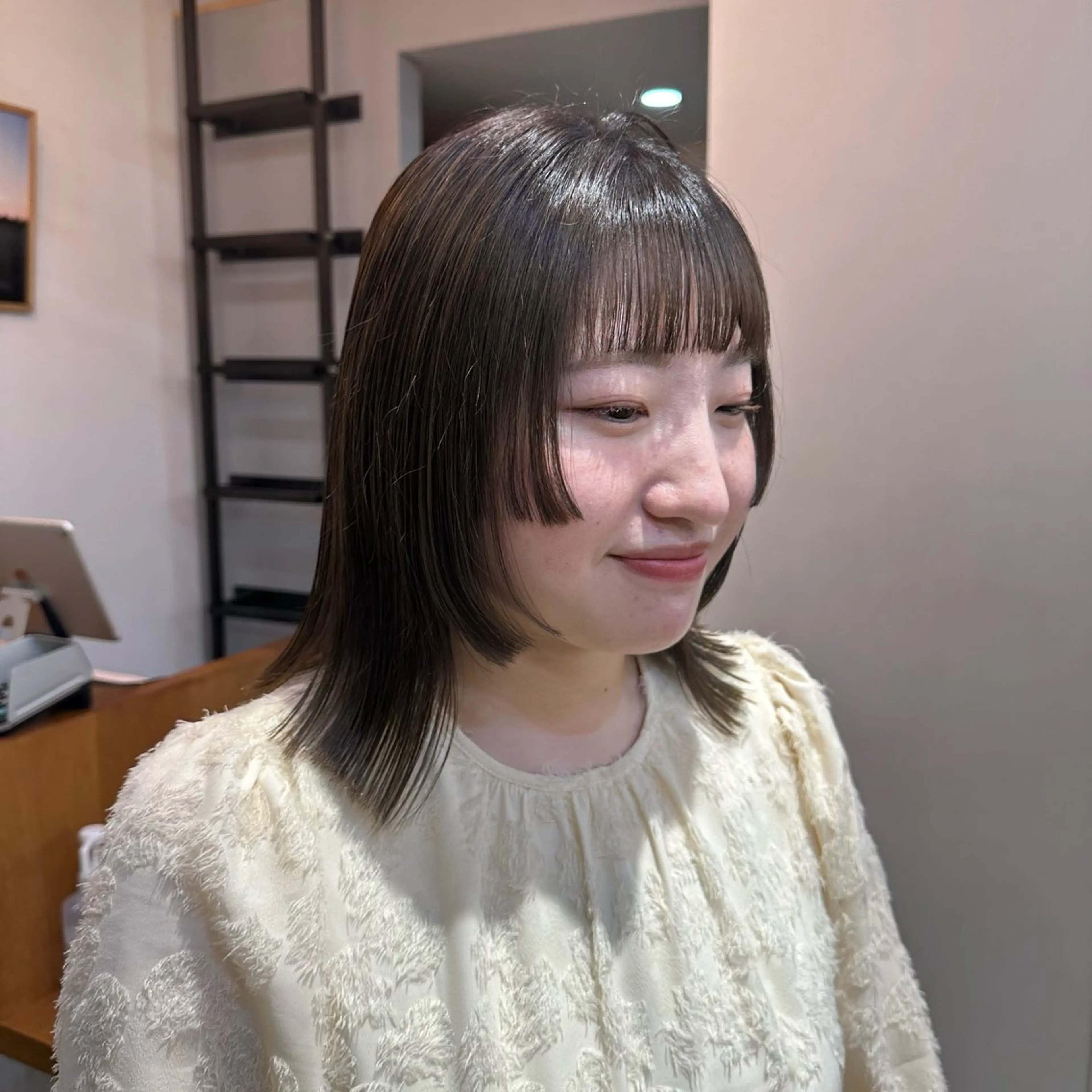 ミディアム さとう あやかのヘアスタイル