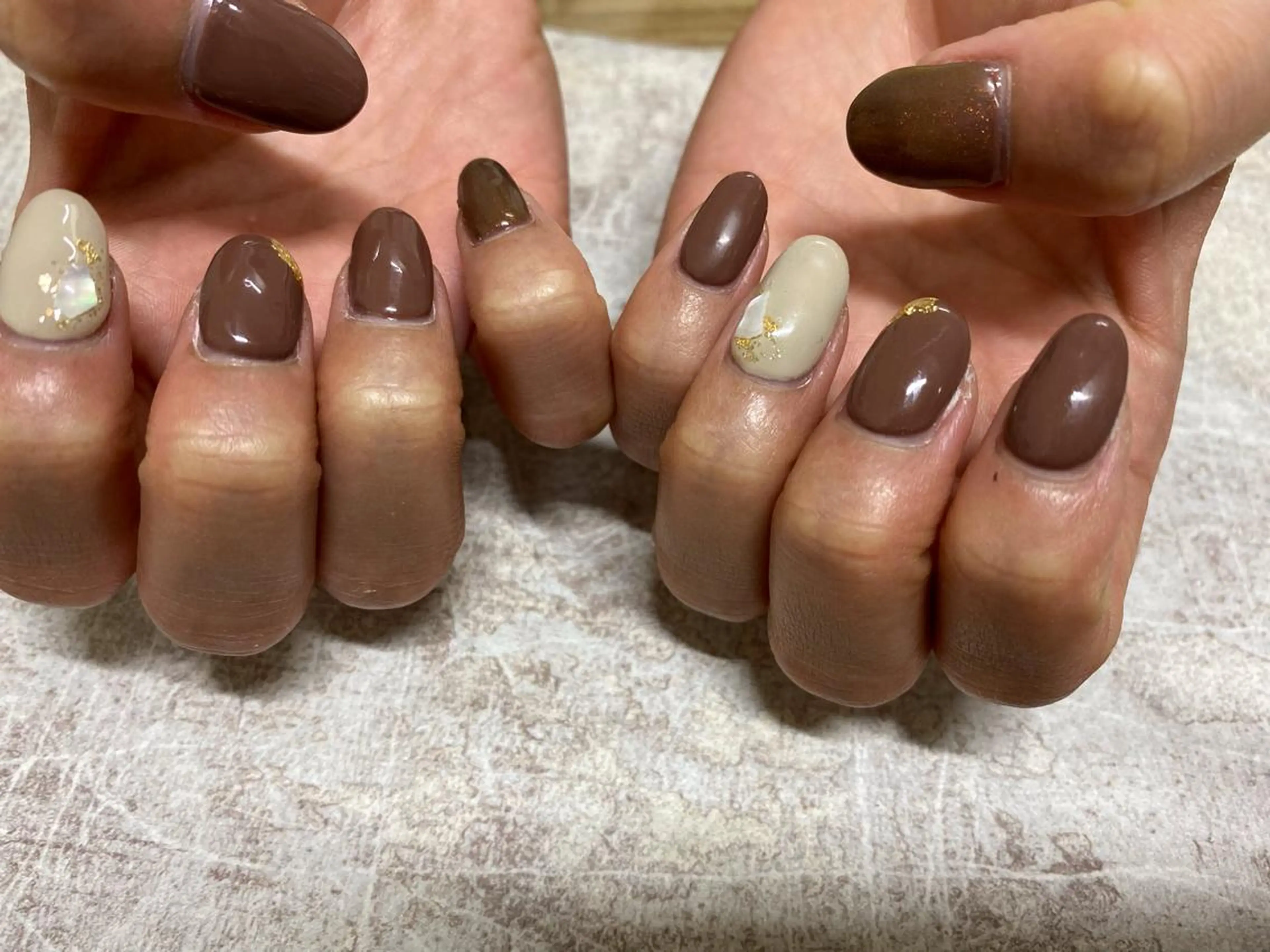 ネイル mogunail &blowのネイルデザイン