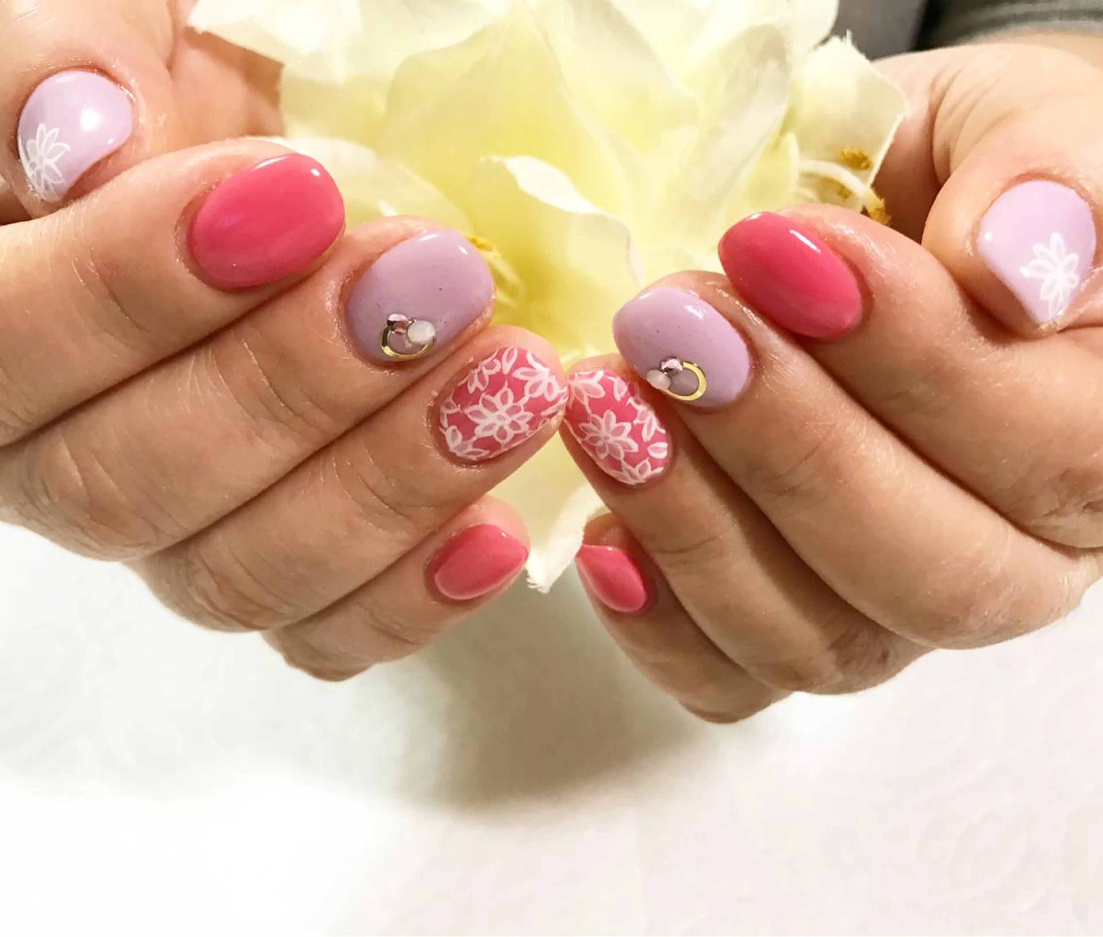 ネイル フラワーネイル フットネイル ピンク シンプルネイル 春ネイル nail fufla ♡yamane♡のネイルデザイン