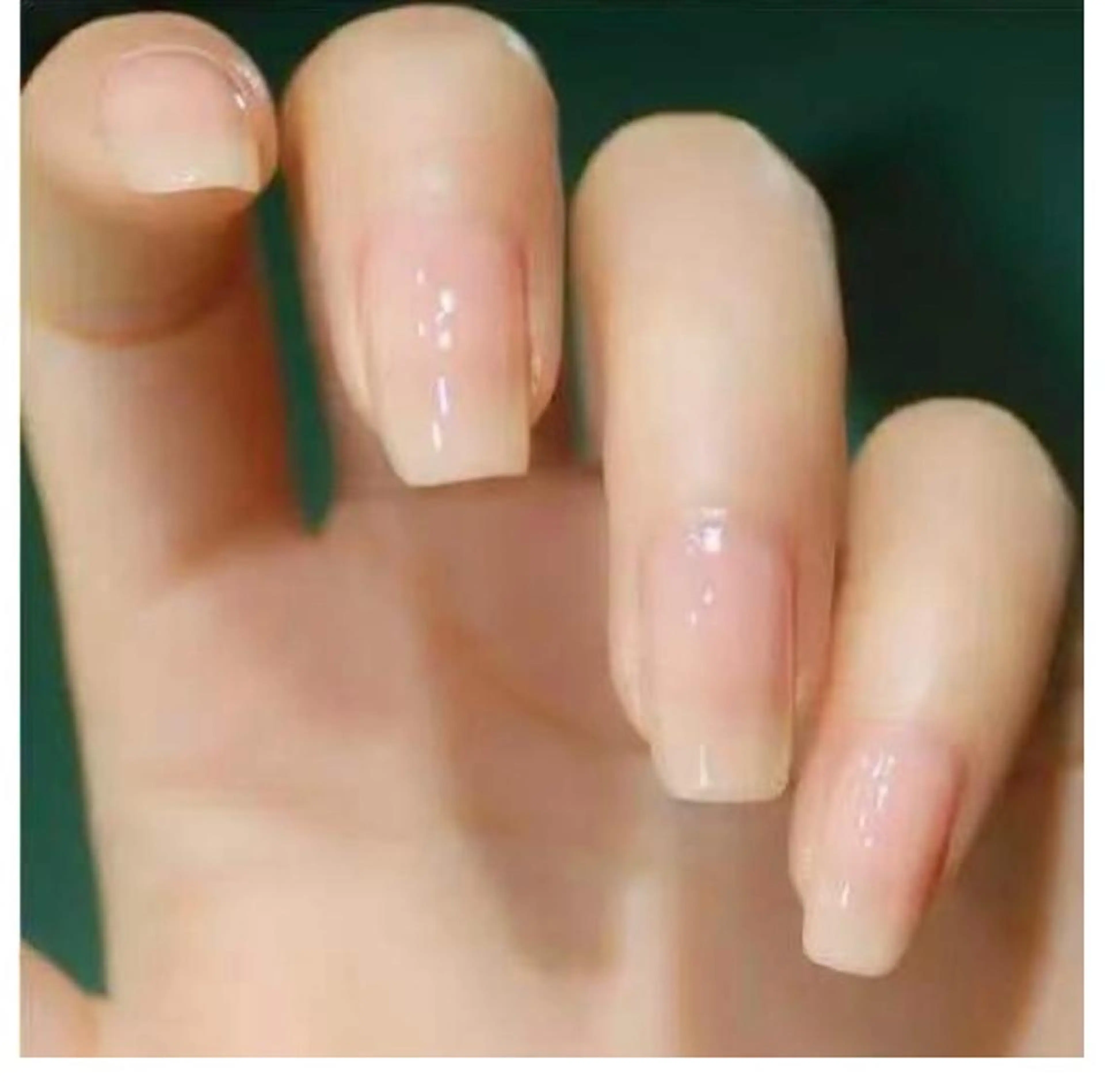 ネイル Merry 霞ヶ関南口1分のマツエク・マツパデザイン