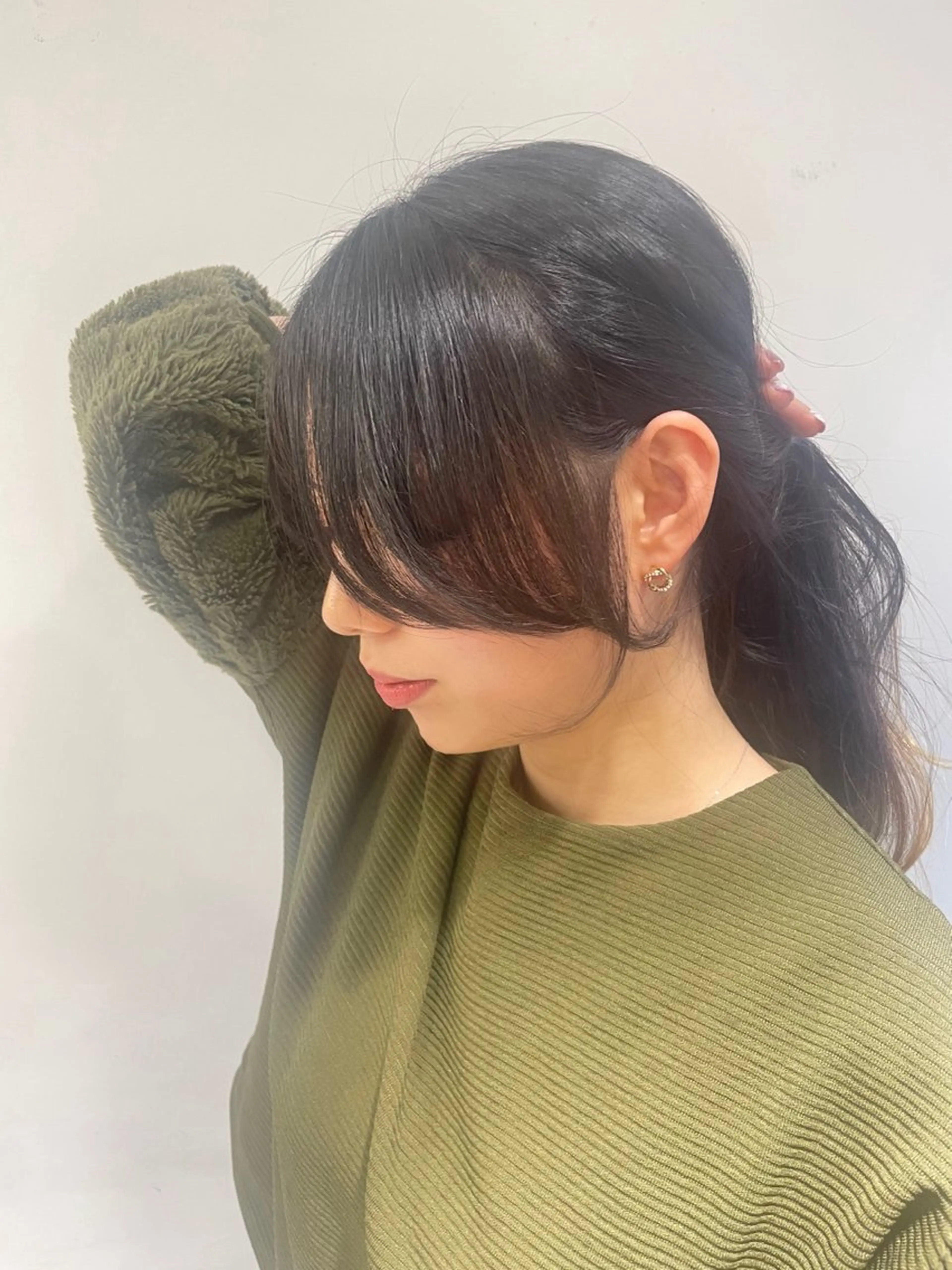 ロング サイドバング 小顔カット 掛川 麻緒のヘアスタイル