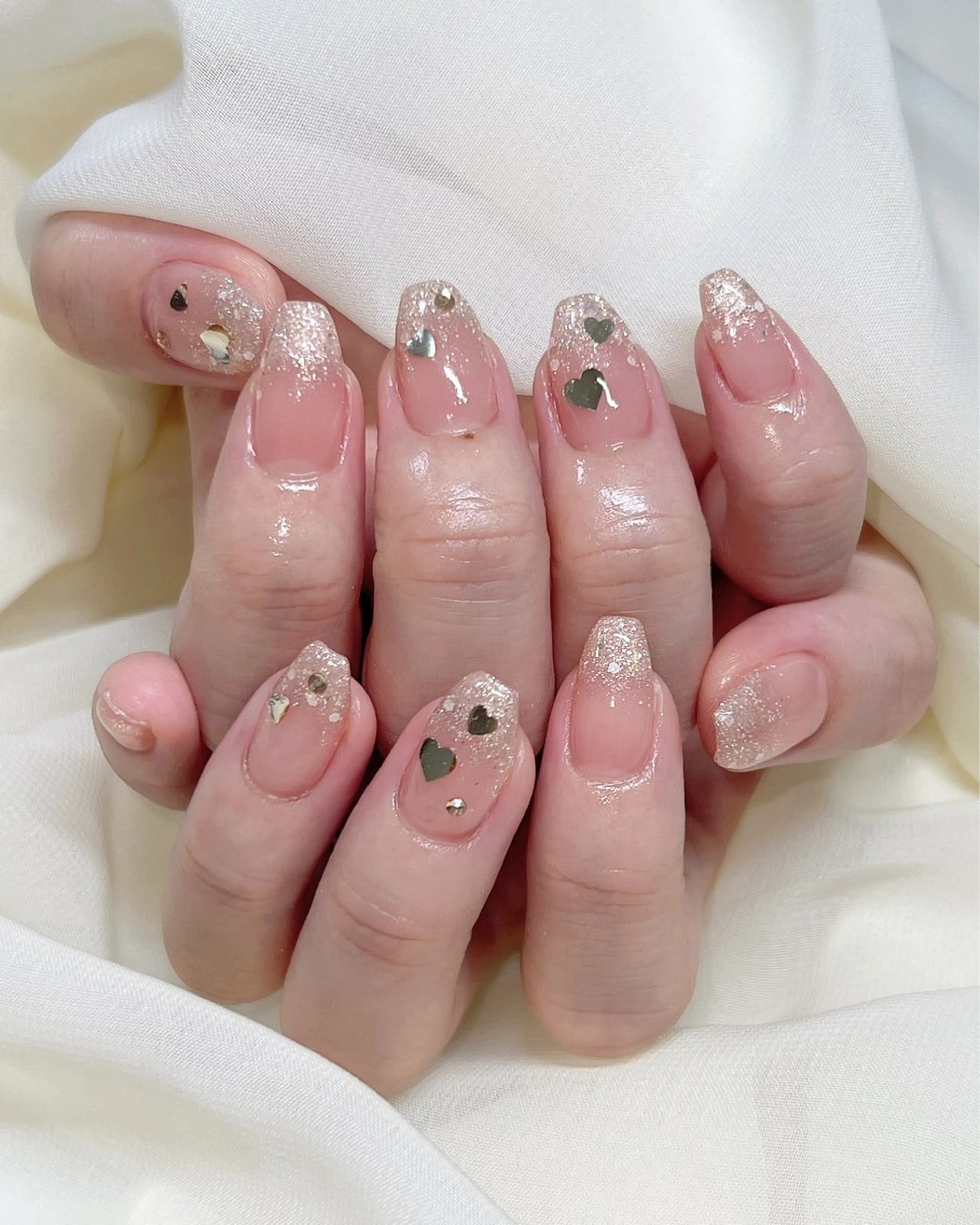 ネイル ゴールド ハート シンプルネイル nail salon MUAのネイルデザイン