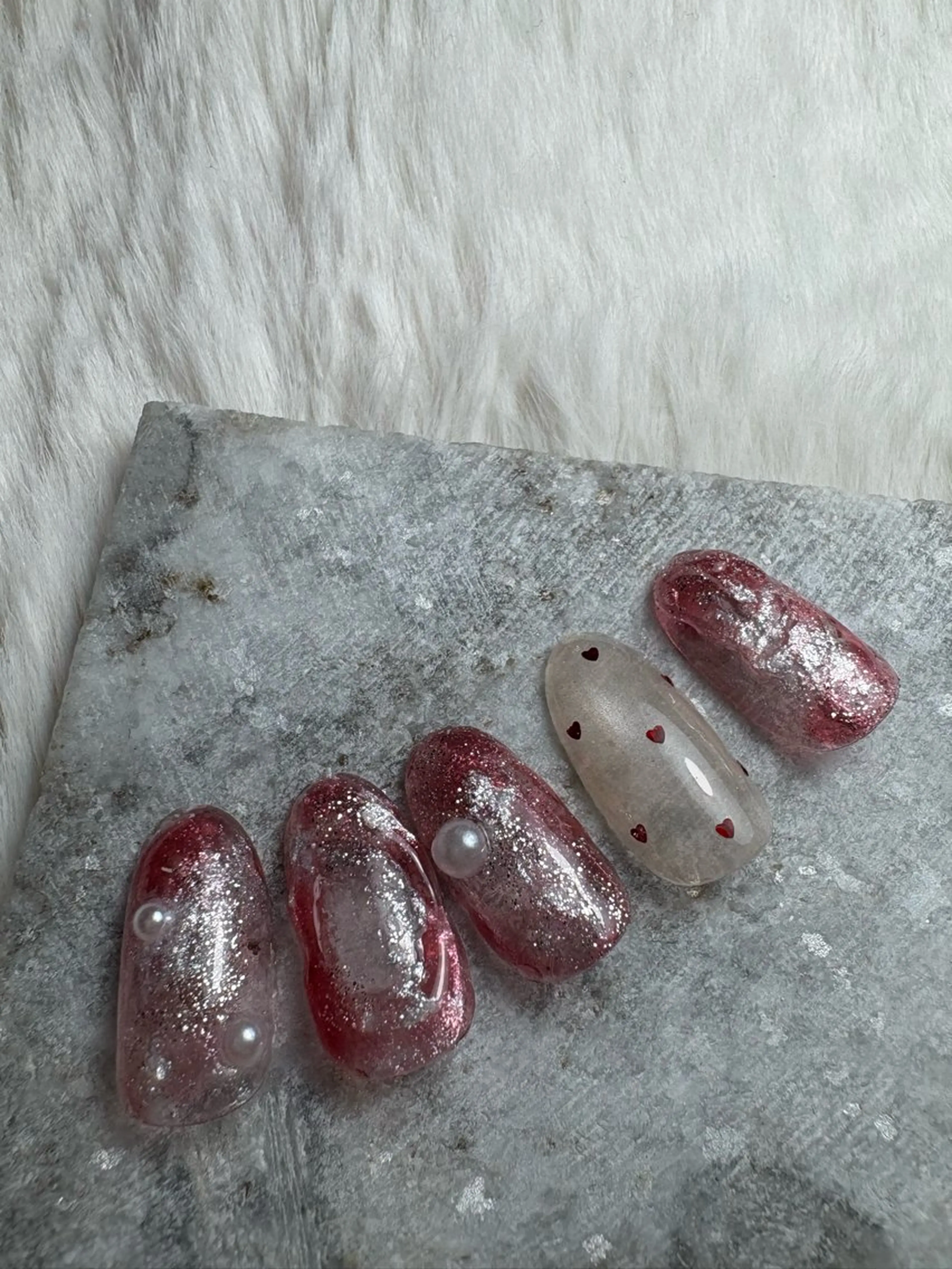 ネイル 黒須莉奈 IRYのネイルデザイン