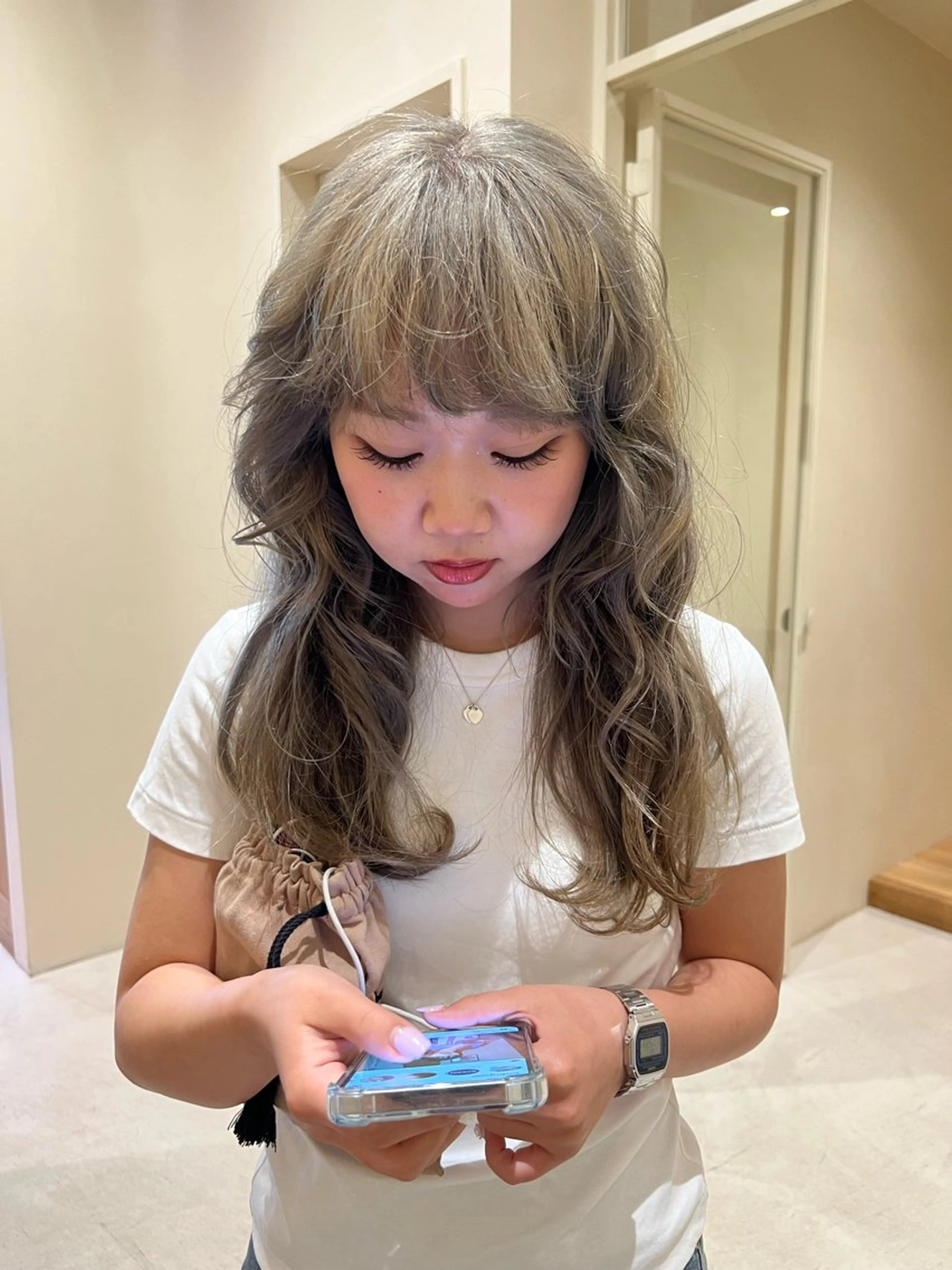 ロング レイヤーカット NERO加藤木麻彩のヘアスタイル