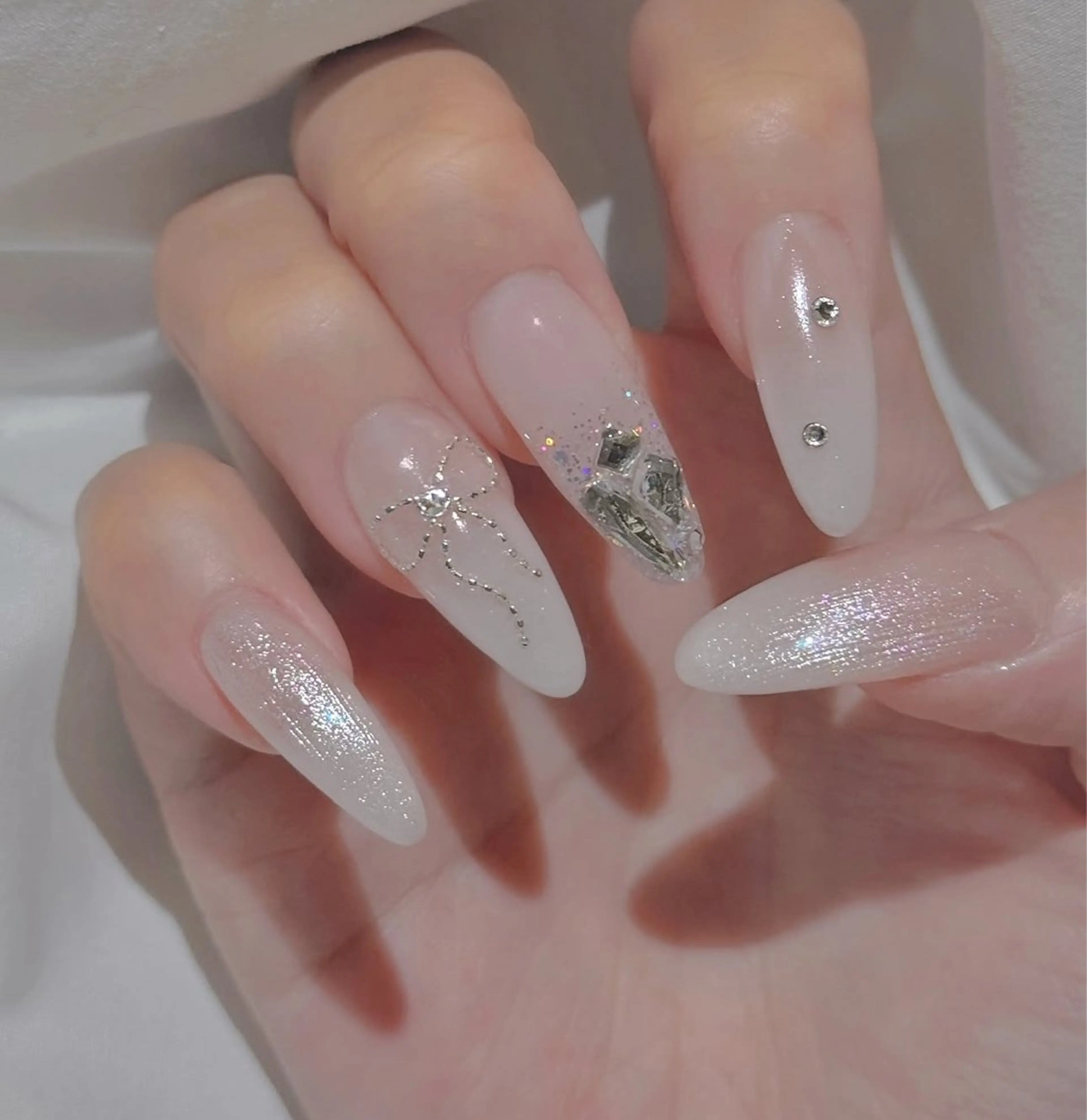 ネイル チークネイル フレンチネイル グラデーション 韓国ネイル マグネットネイル Hana Nailのネイルデザイン