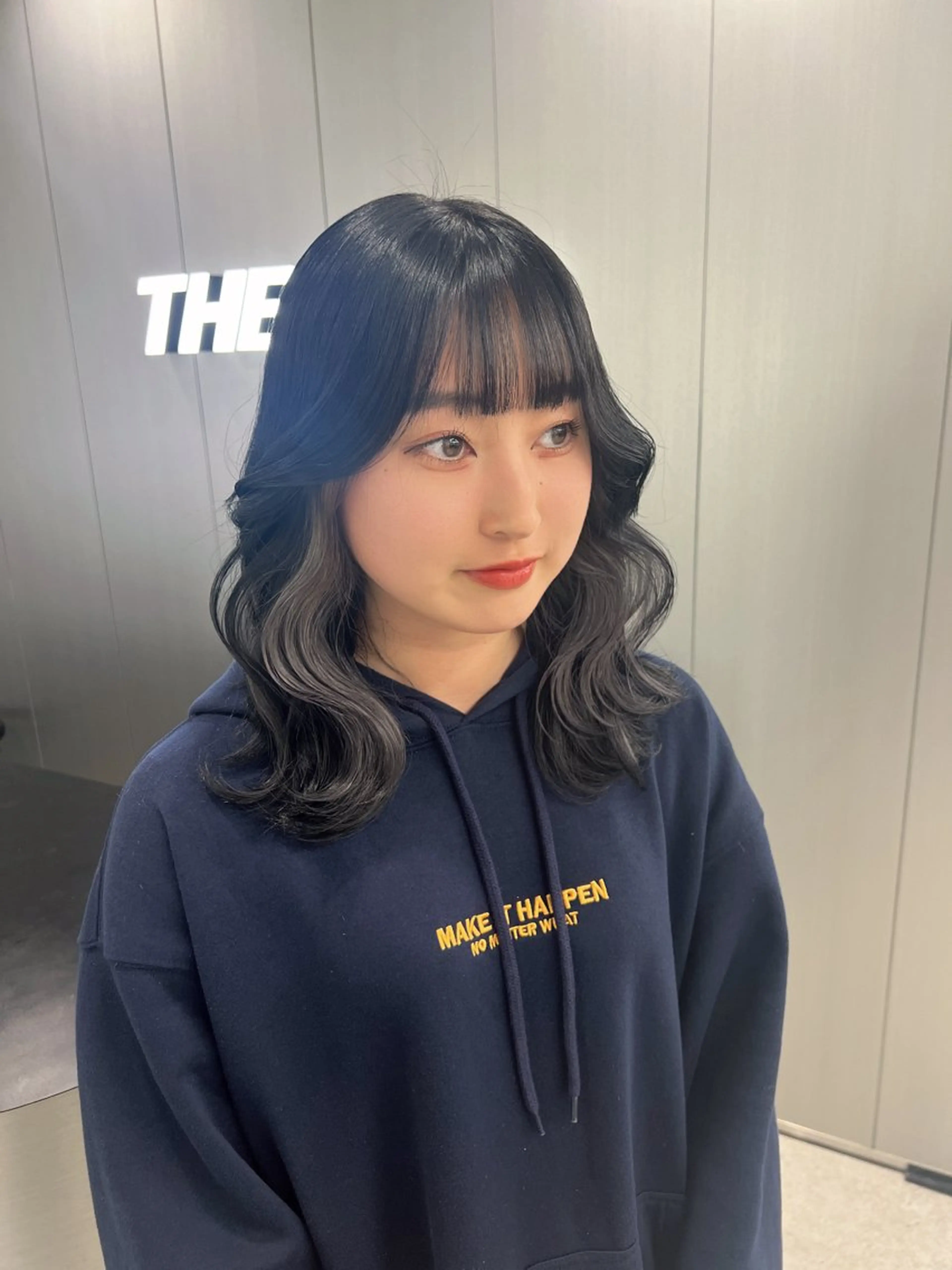 ロング カラー 暗髪🩶ラベンダー/ ブルー/ユウナ🤍のヘアスタイル