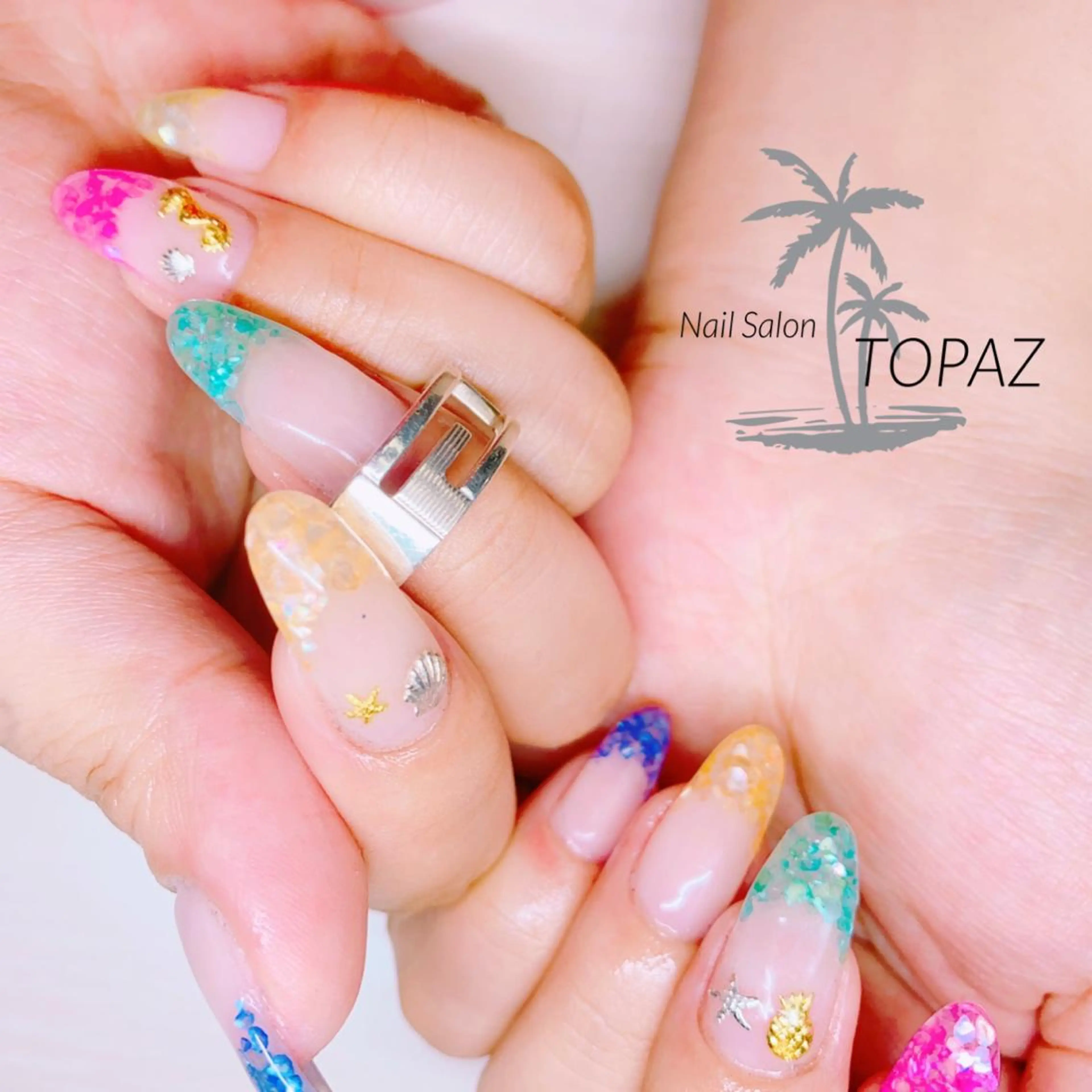 ネイル TOPAZ Ayumiのネイルデザイン