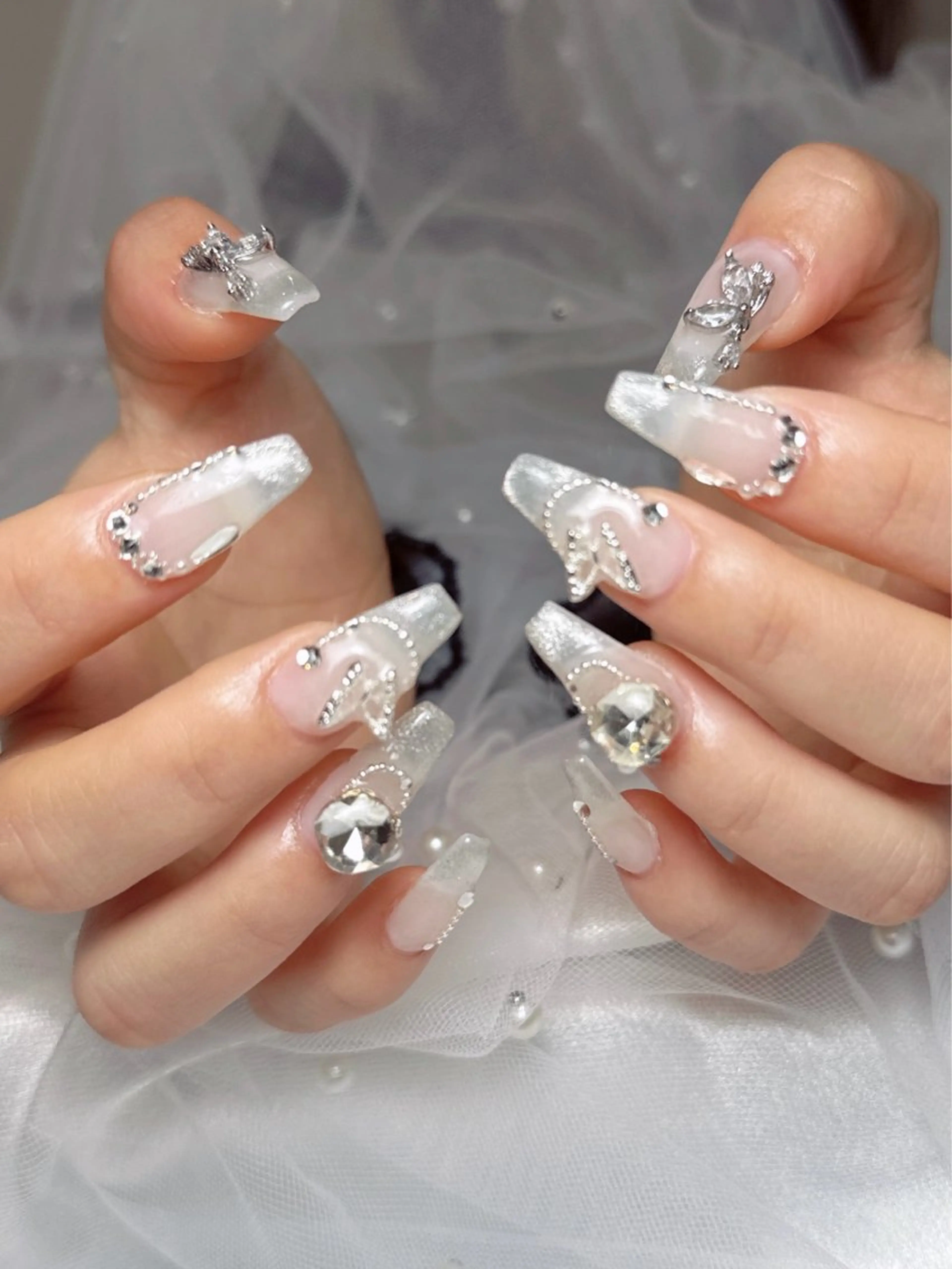 ネイル ハンドネイル ロータス ネイルサロンのネイルデザイン