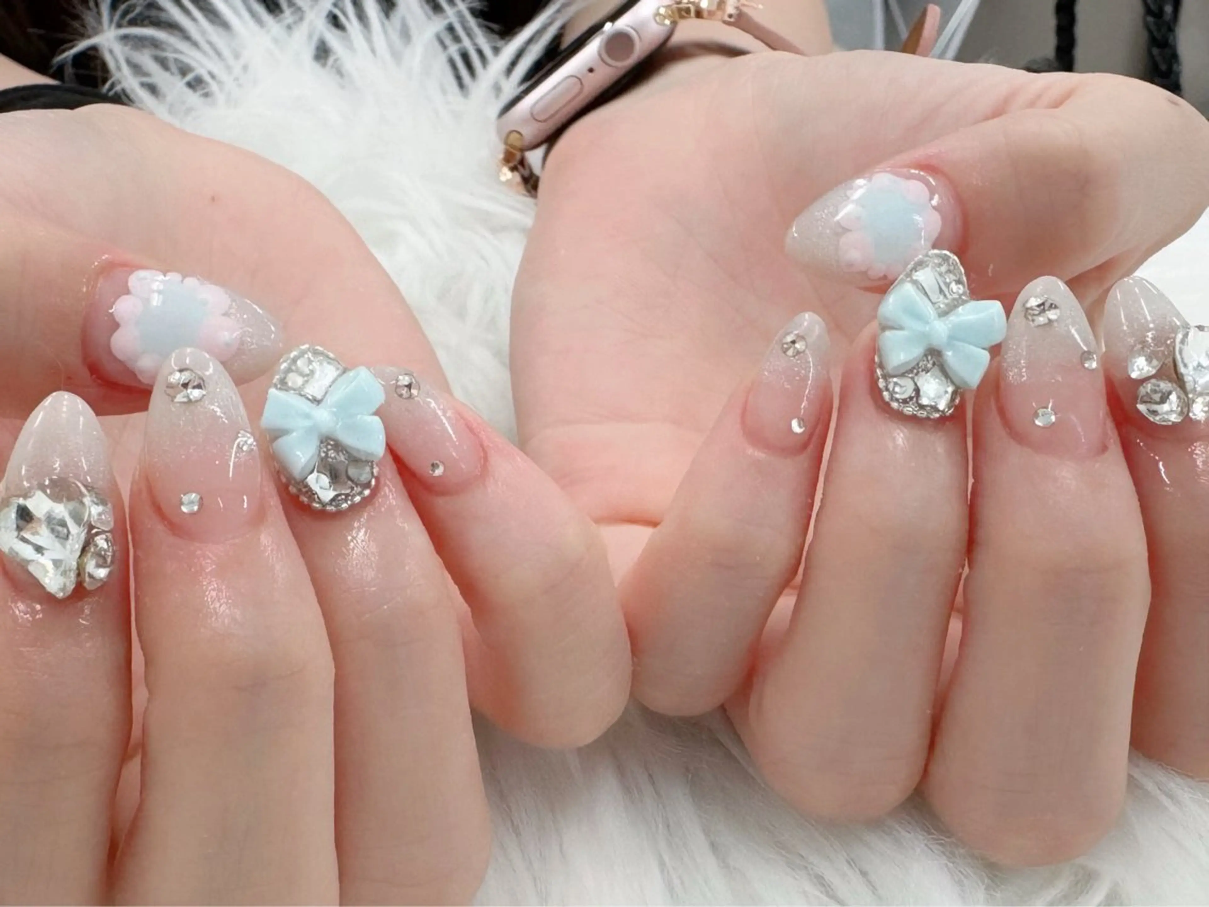 ネイル Charom Akaneのネイルデザイン