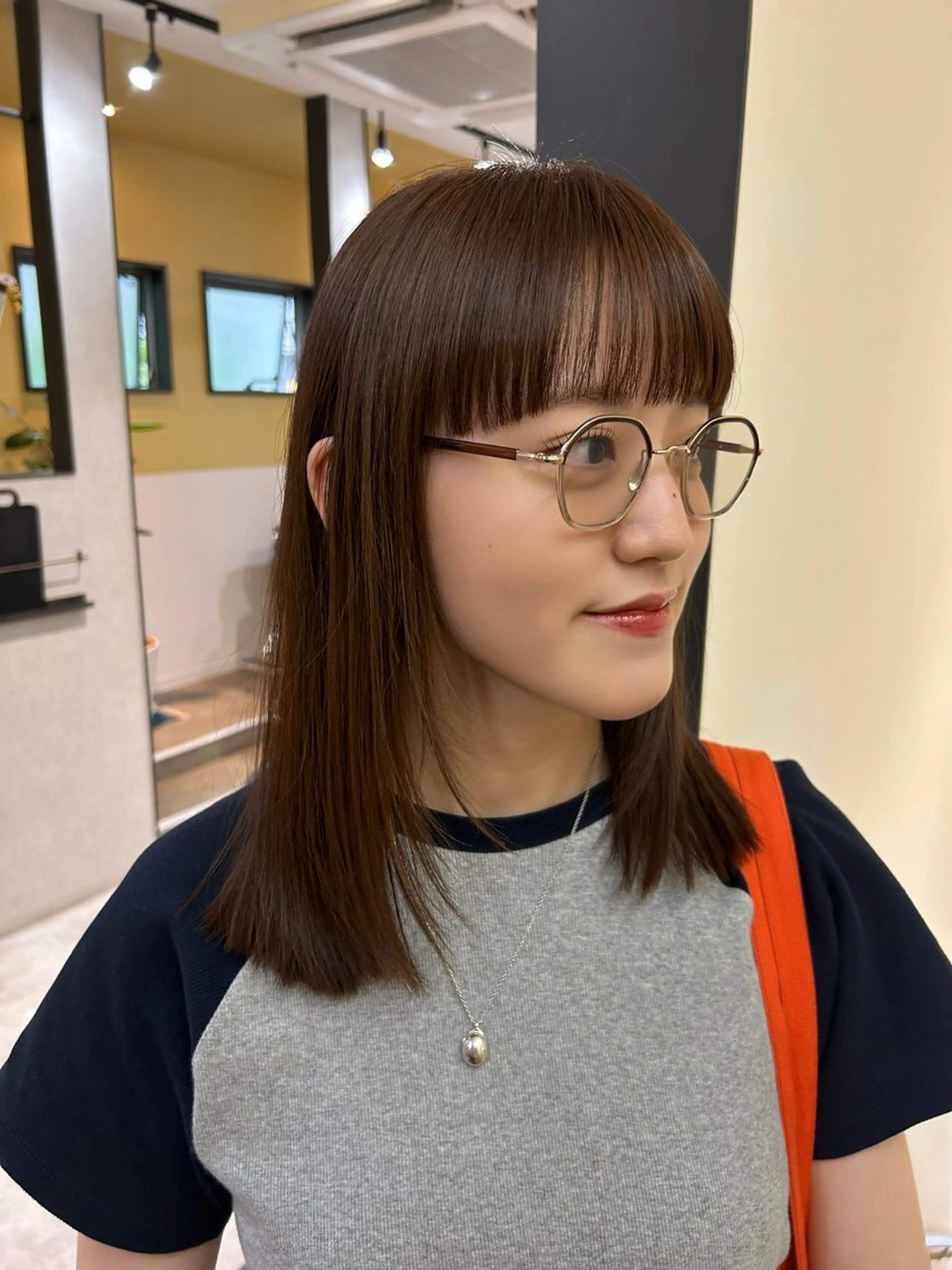 ミディアム カラー ベージュカラー カット ヘアカラー トリートメント hub hair レイヤー/透明感のヘアスタイル