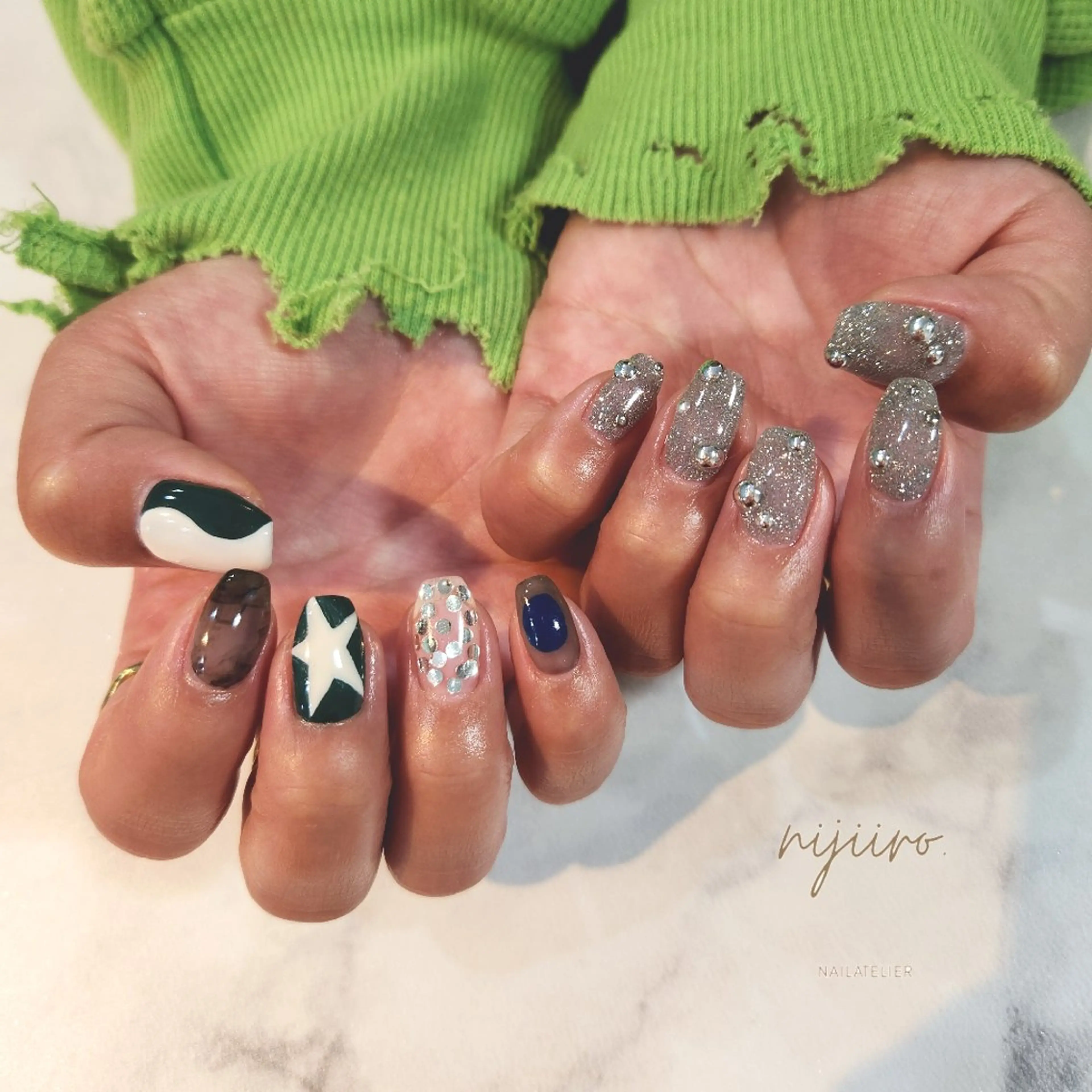 ネイル ハンドネイル nijiiro🌈 サトウのネイルデザイン