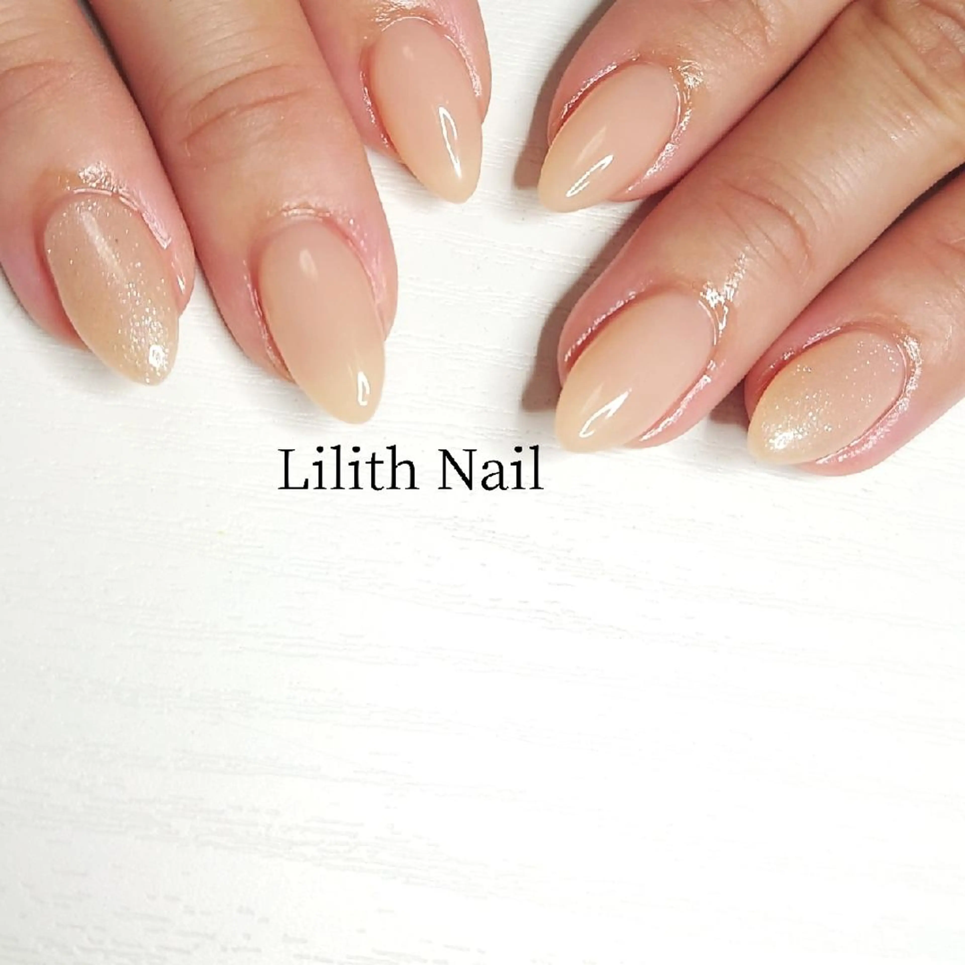 ネイル シンプルネイル ハンドネイル Lilith Nailのネイルデザイン
