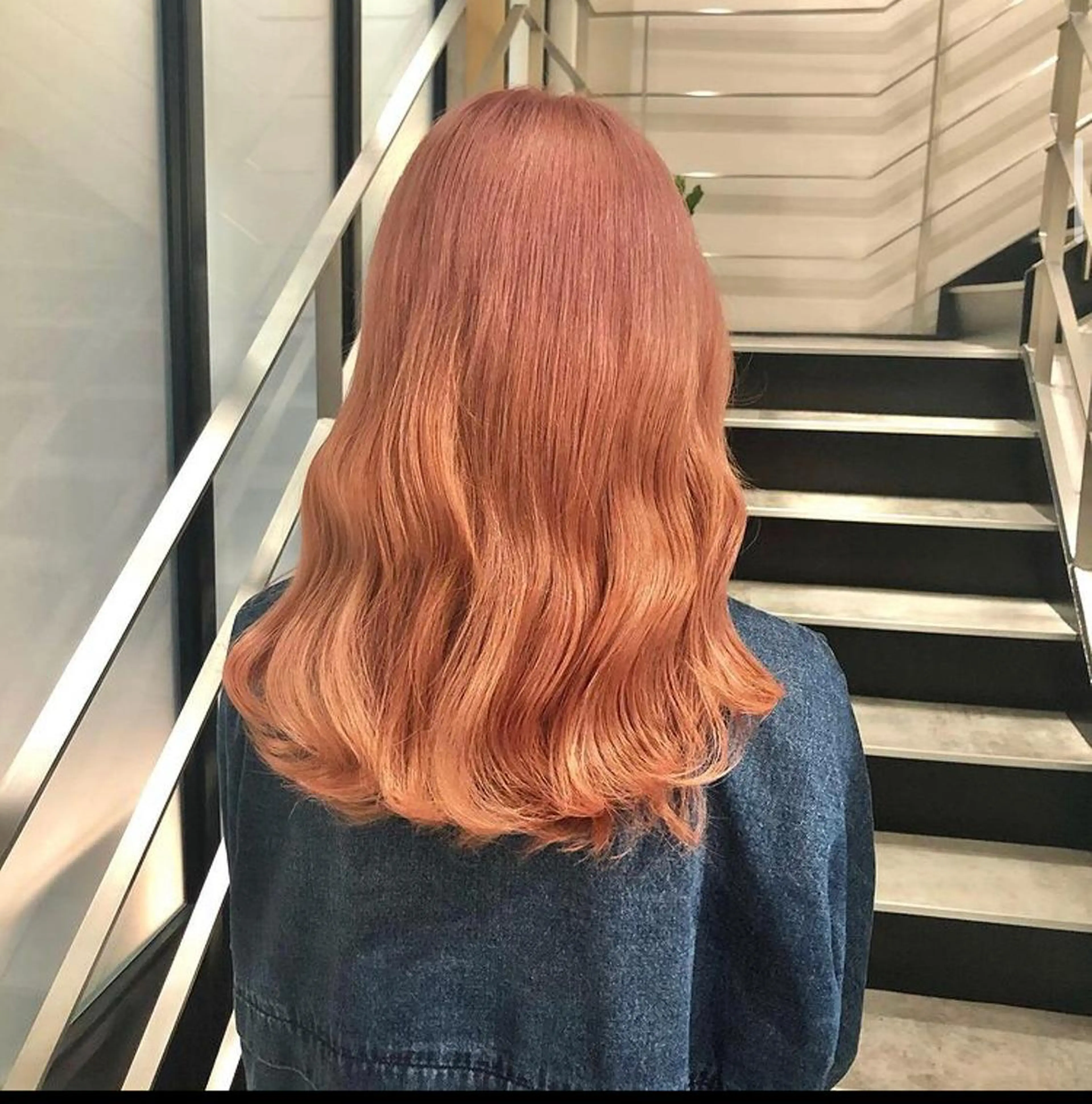 セミロング カラー パーマ ヘアアレンジ メンズ キッズ メンズブリーチ ベージュカラー ブリーチ ケアブリーチ ピンクカラー カット ヘアカラー トリートメント stylist 🌸 kana.のヘアスタイル