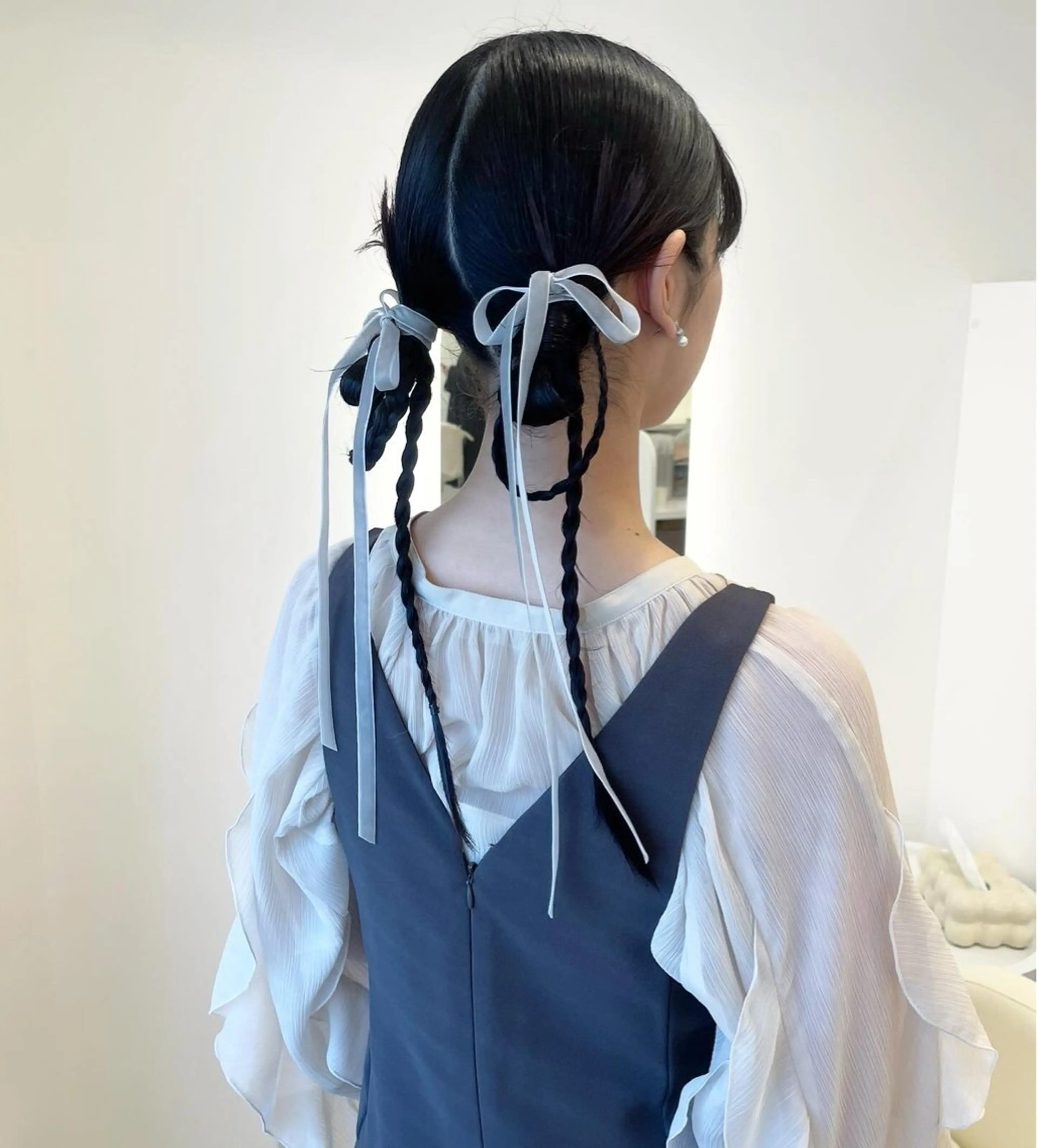 ロング ヘアアレンジ ヘアメイク new meのヘアスタイル