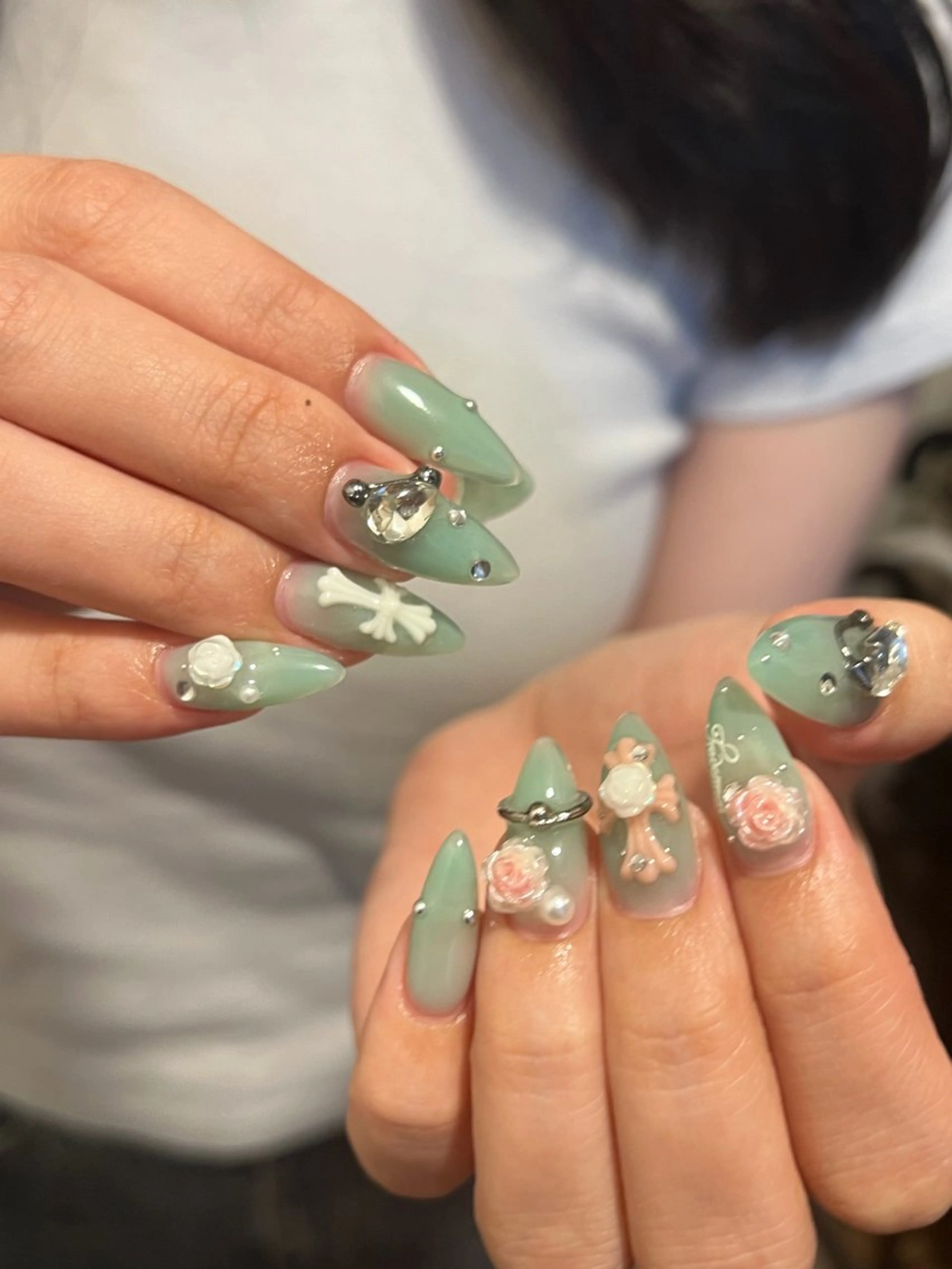 ネイル ハンドネイル Luna Gladeのネイルデザイン