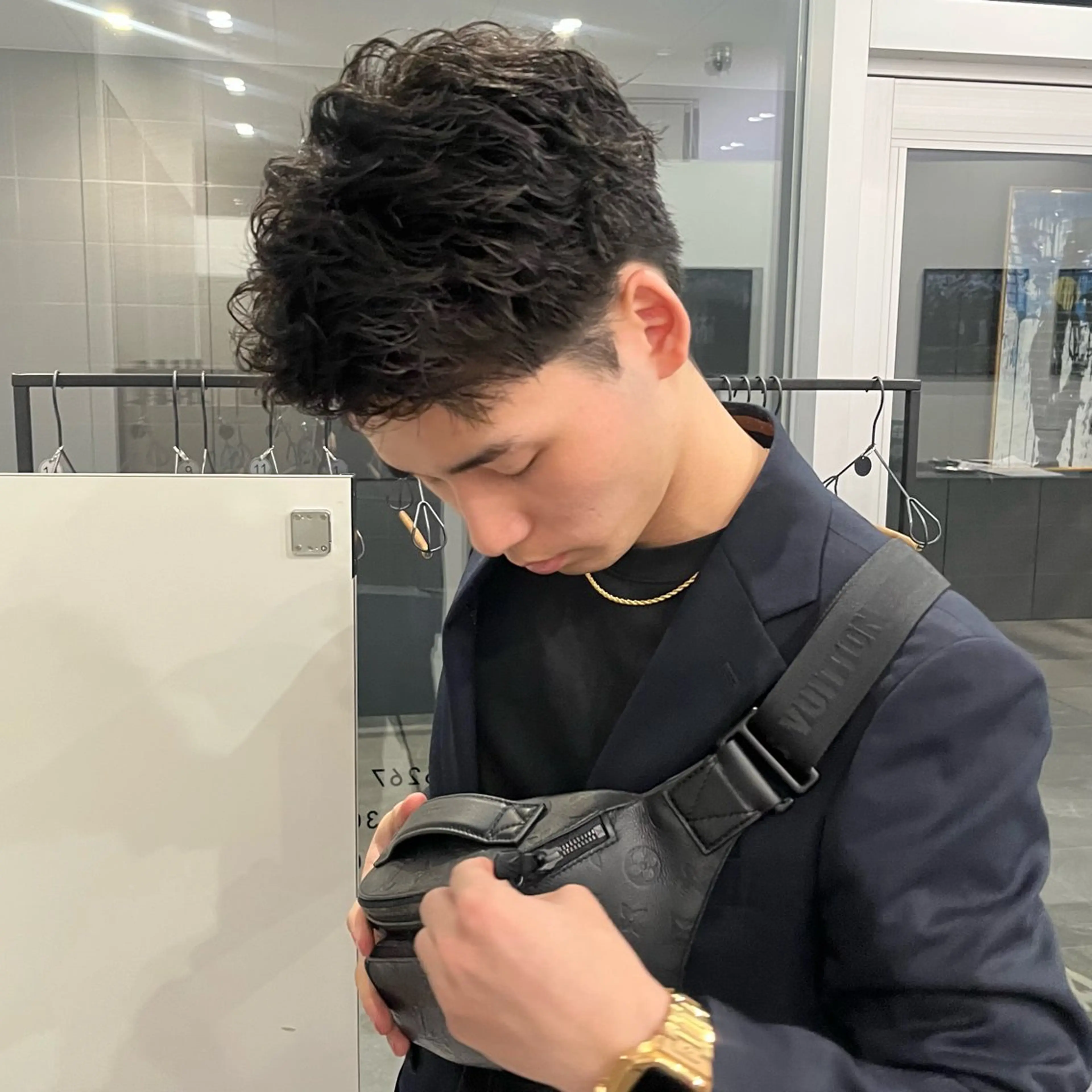 パーマ メンズ カット パーマ/ハイトーン/ レイヤー/伊藤萌のヘアスタイル