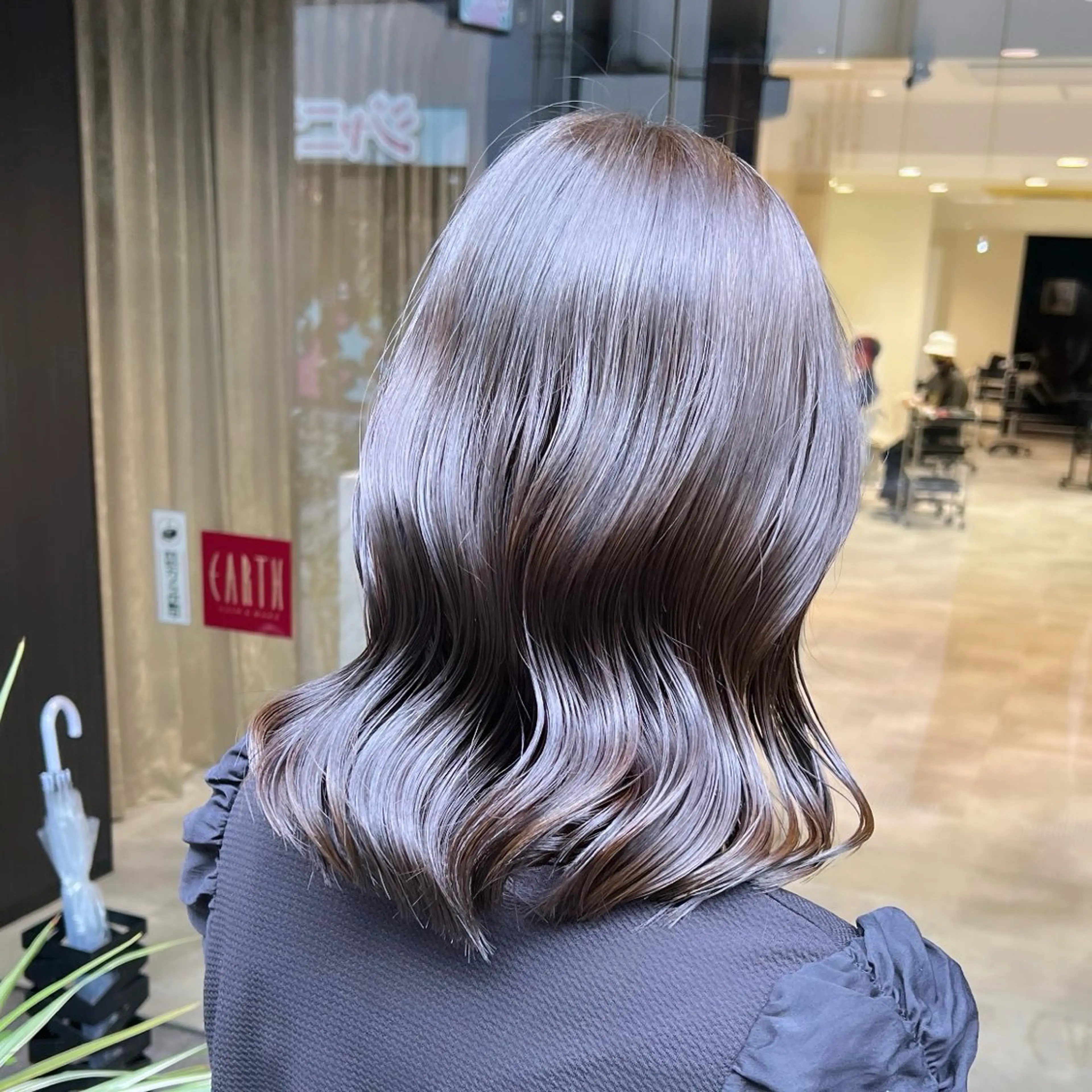 ミディアム カラー 透明感カラー グレージュ ラベンダーカラー ラベンダーグレージュ ラベンダーグレー 美髪矯正/髪質改善 /透明感ある艶カラーのヘアスタイル