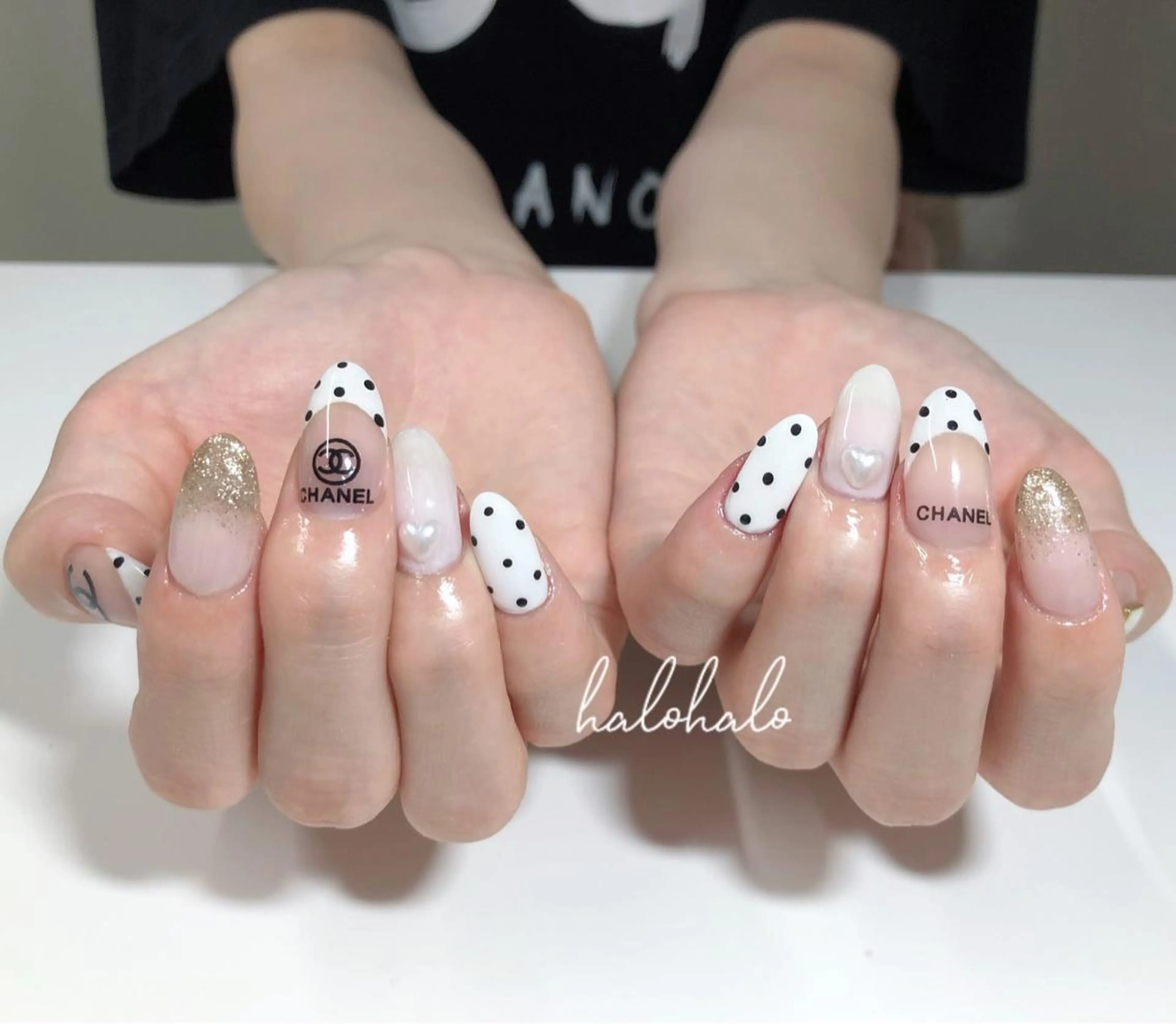 ロング 安藤 紅実のネイルデザイン