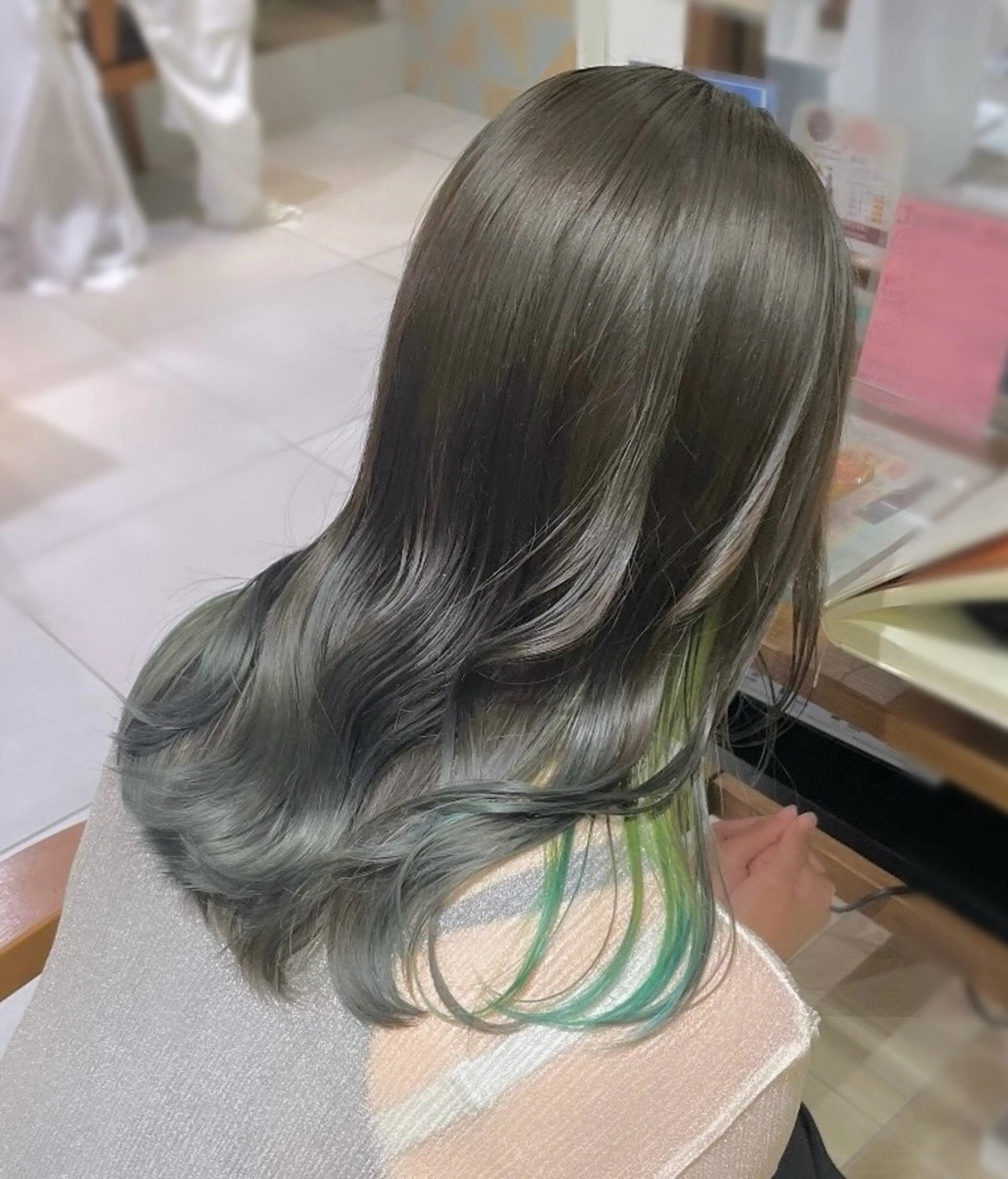 セミロング カラー カット ヘアカラー トリートメント ʜᴀʀᴜᴋᴀ♱メンズ ウルフ/ブリーチのヘアスタイル