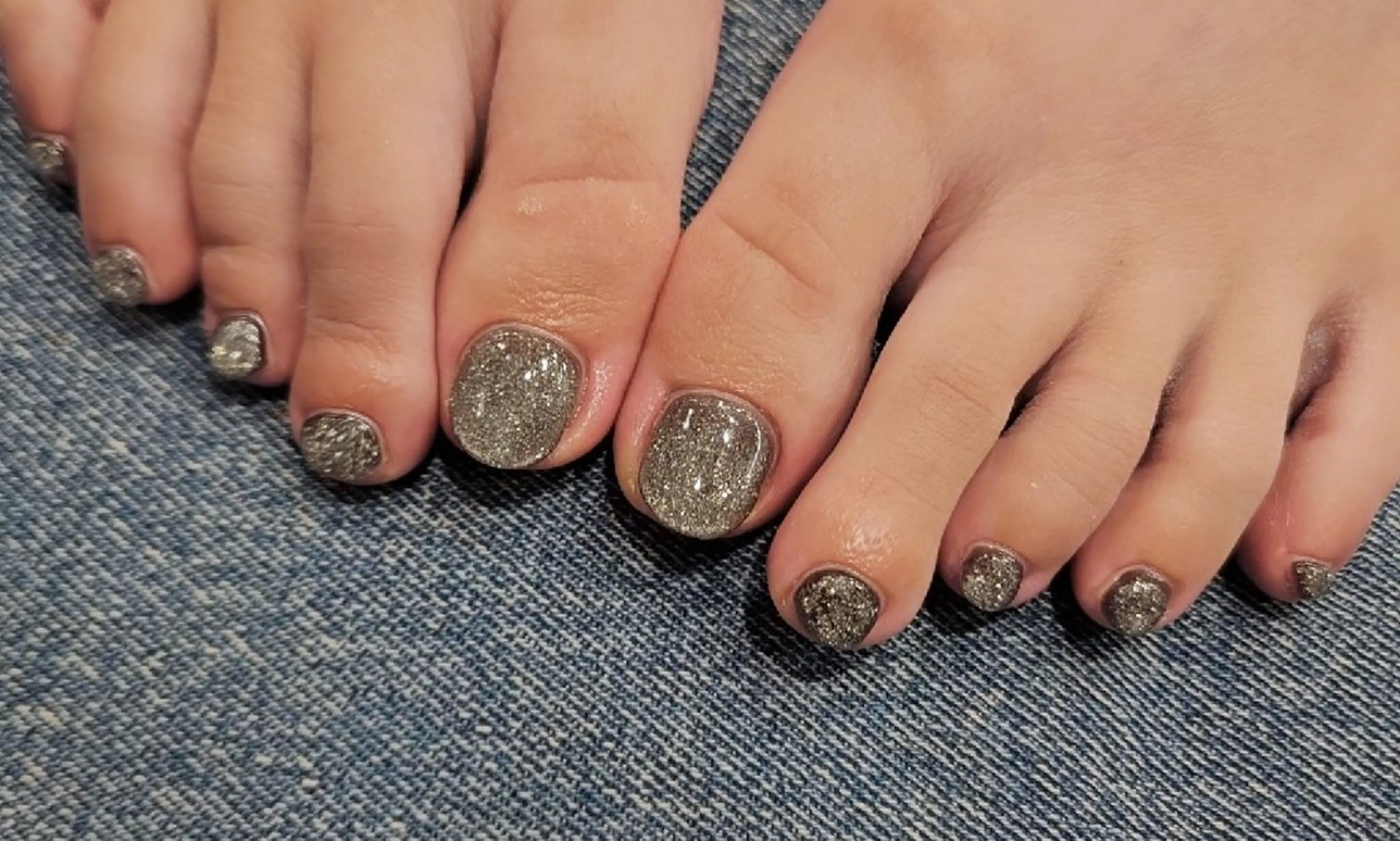 ネイル フットネイル 関口 友菜のヘアスタイル