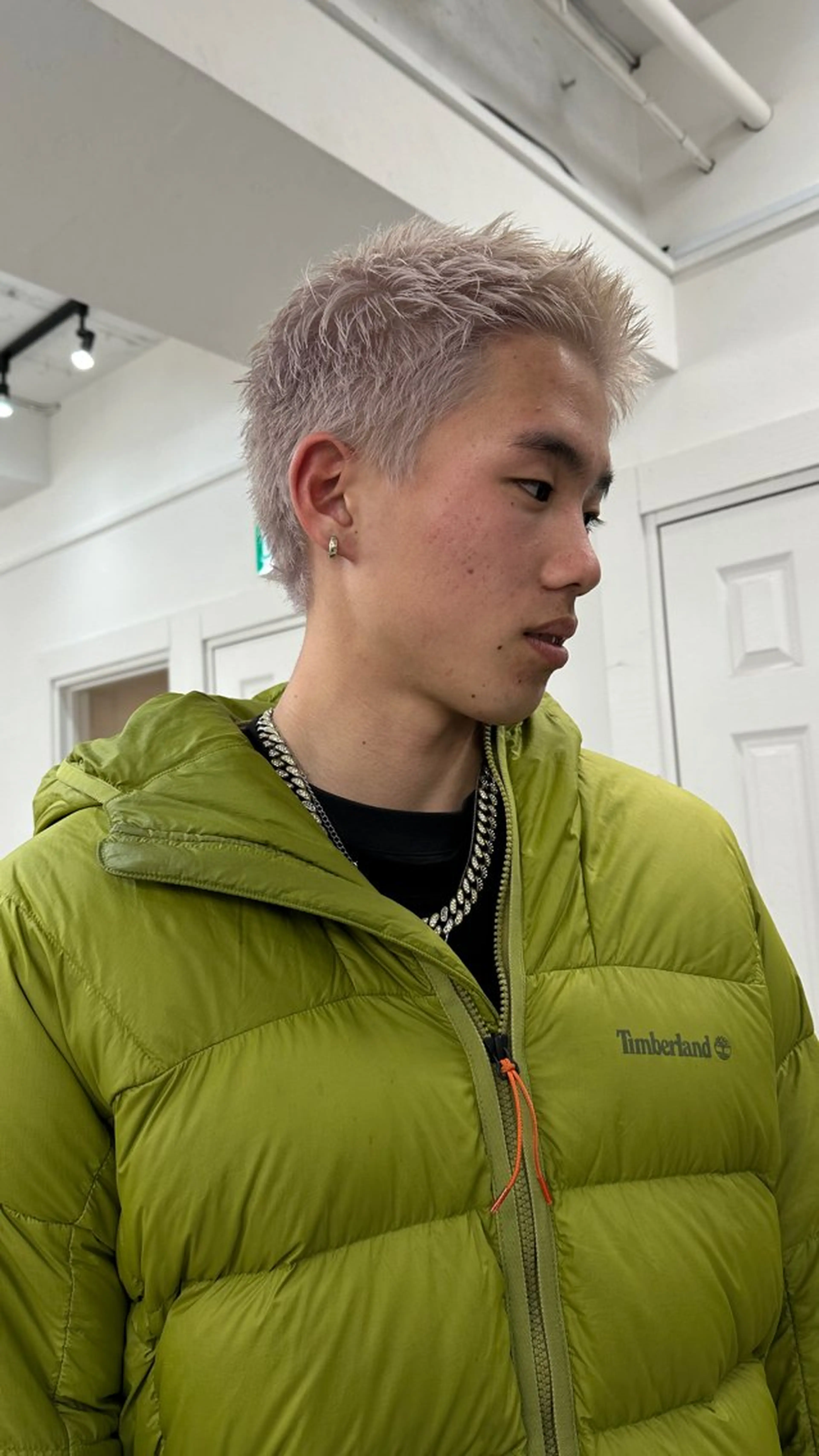 ショート カラー ヘアカラー トリートメント YUNA⭐️ MEN’Sのヘアスタイル