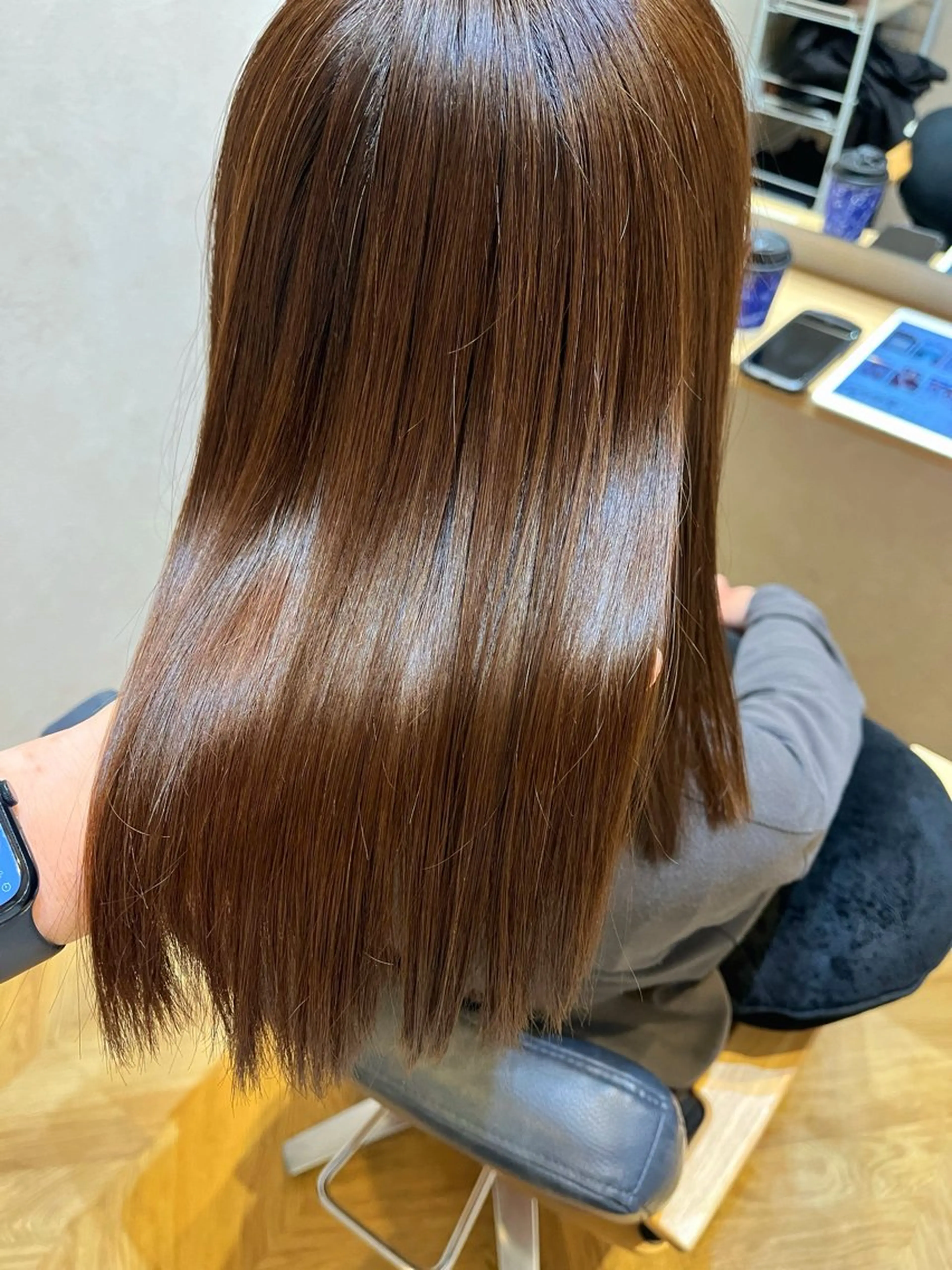 ミディアム 縮毛矯正 カット 縮毛矯正 newi大分/ 磯部栞里／艶感カラーのヘアスタイル