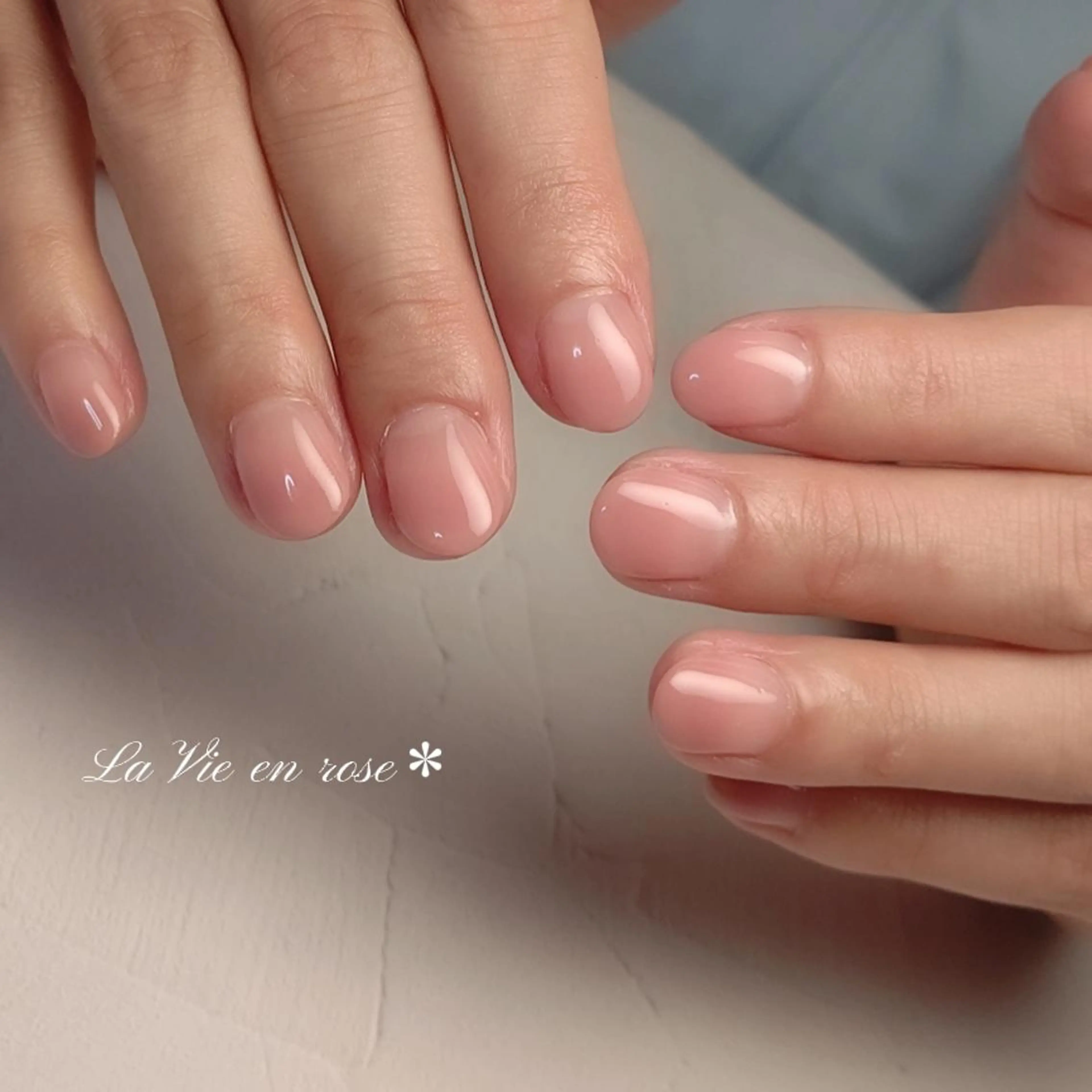 ネイル グラデーション ピンク ラヴィアン ローズのネイルデザイン