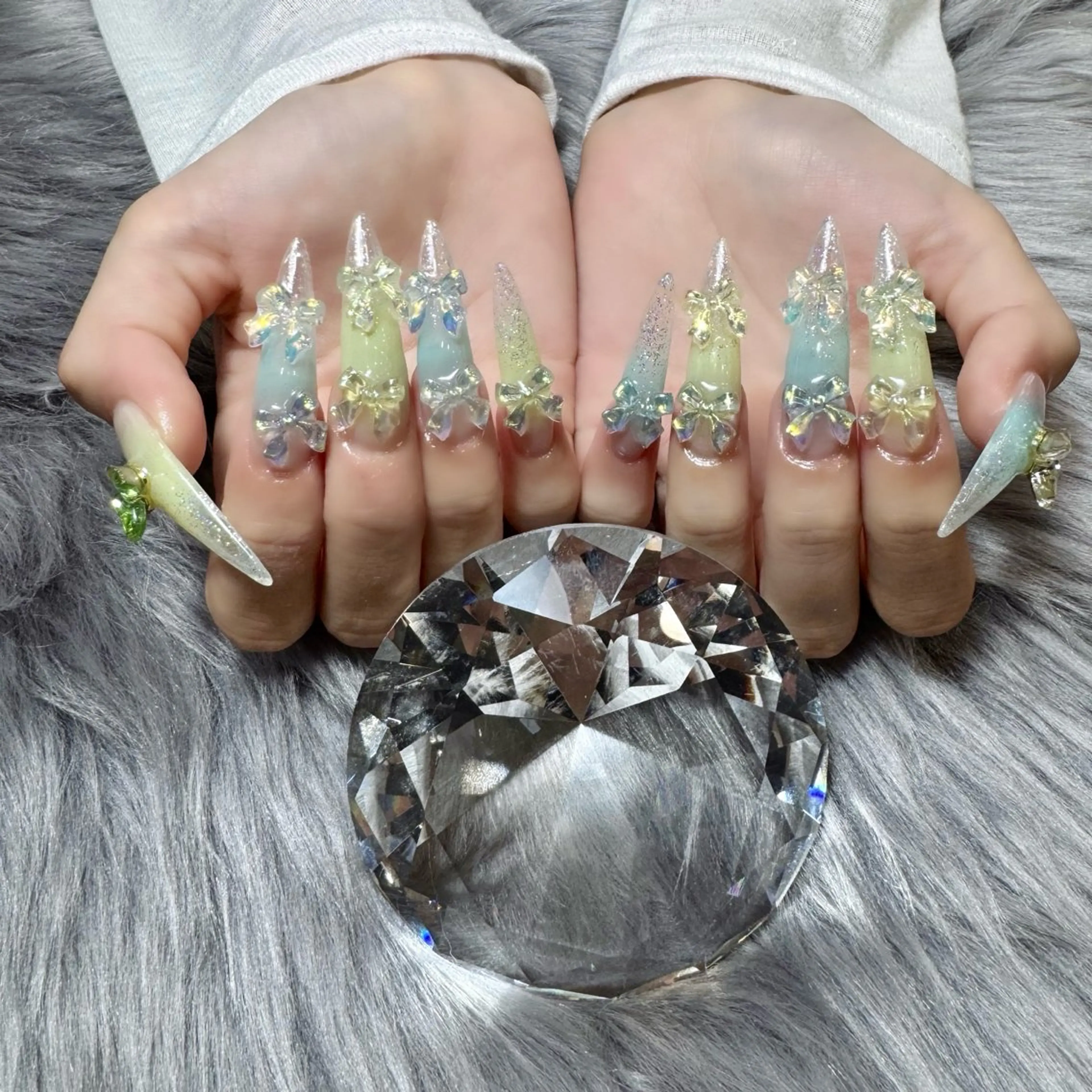 ネイル ロングネイル ネイルチップ ハンドネイル Doris Nail Salonのネイルデザイン