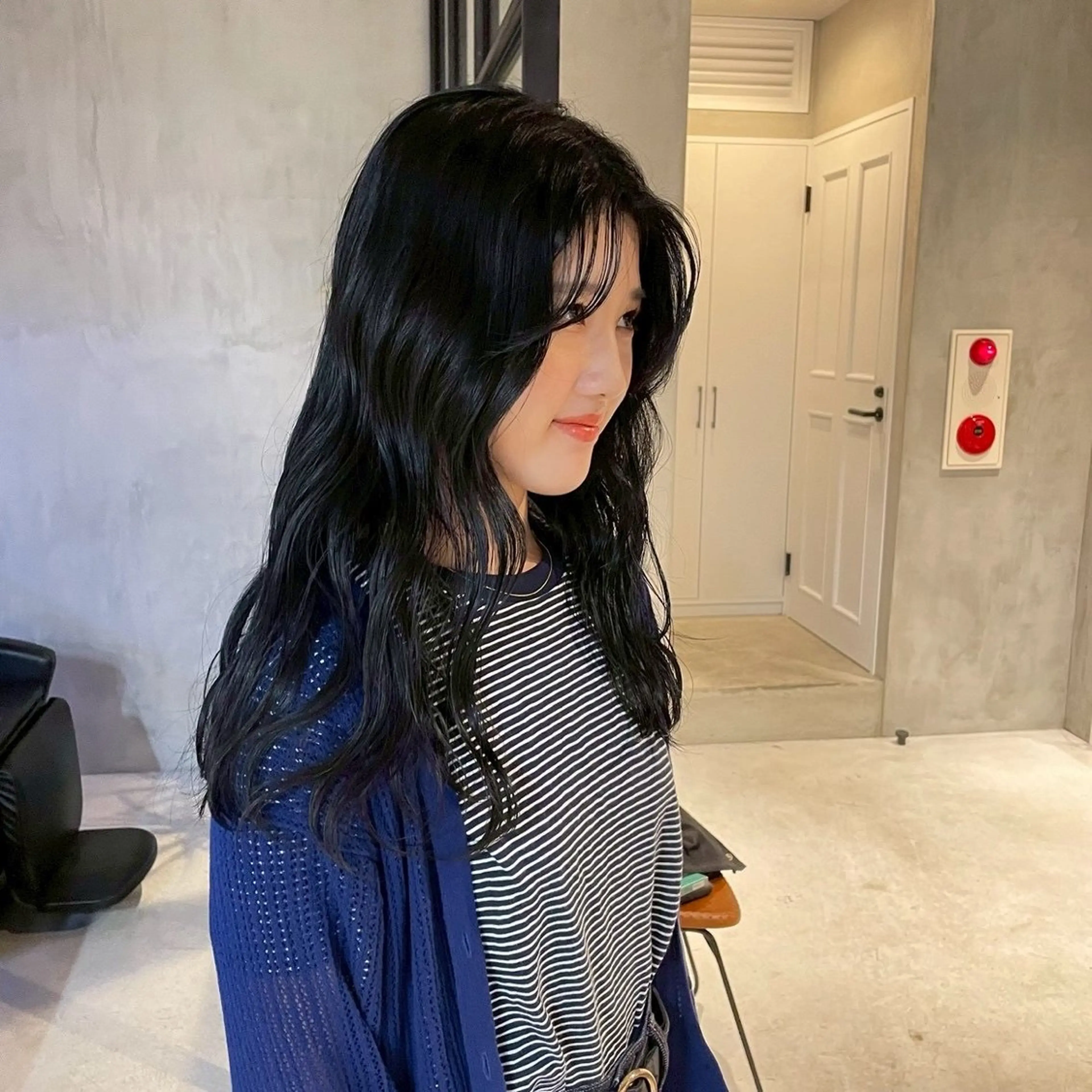 ロング カラー ヘアアレンジ 岸田 和樹のヘアスタイル