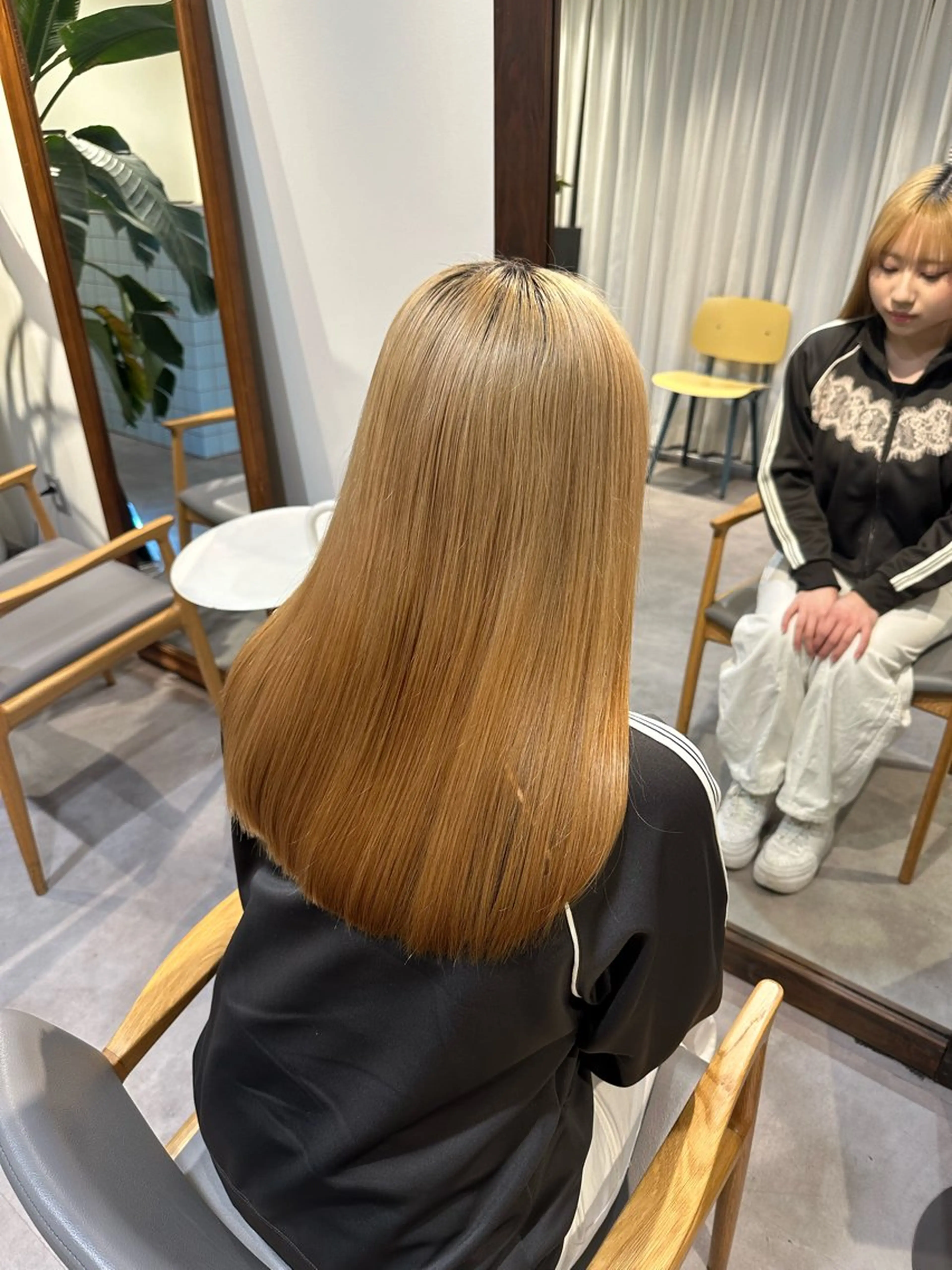 ロング HANAME 原宿美容室のヘアスタイル