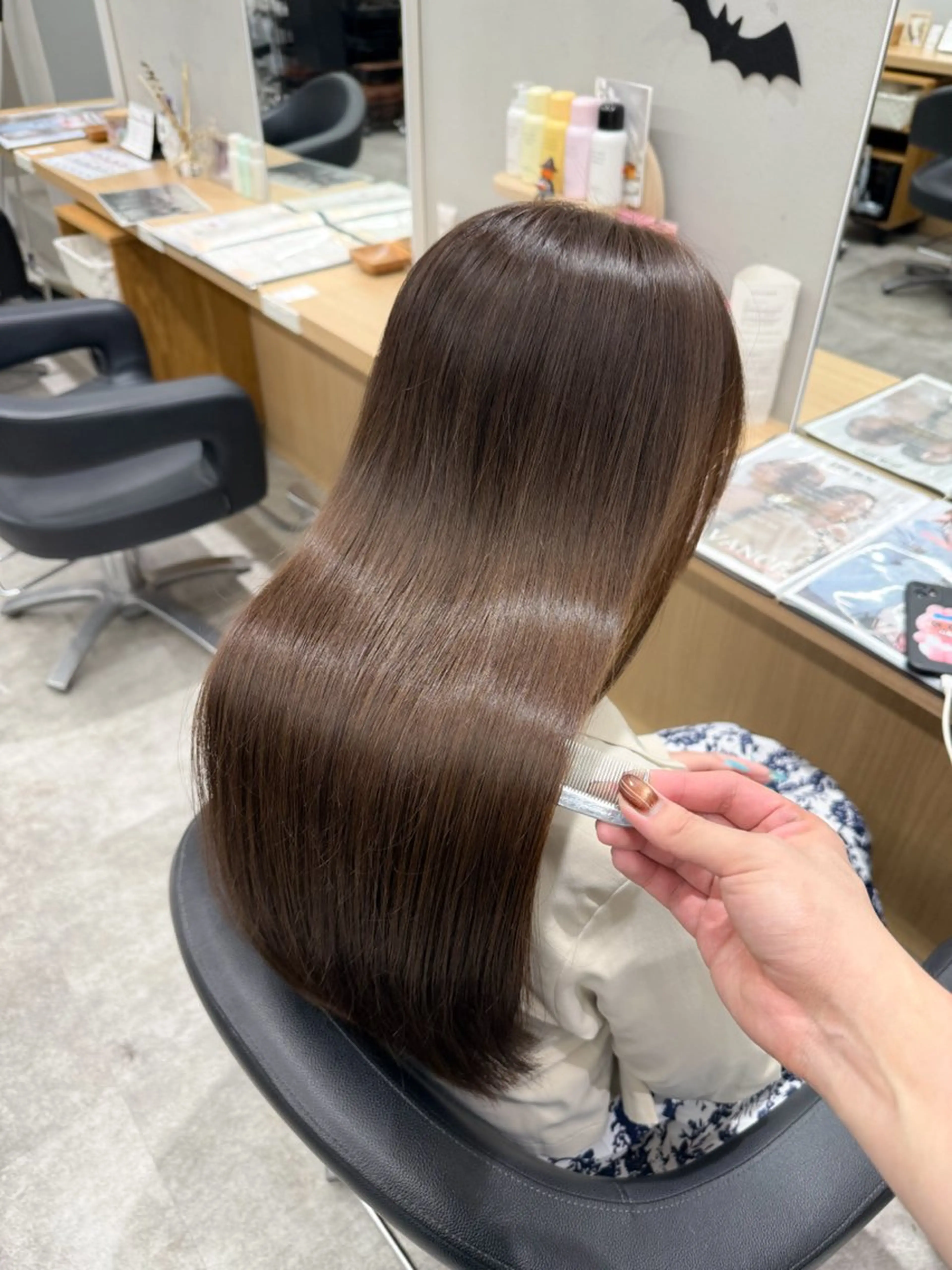 ロング カラー アッシュ カット ヘアカラー 美髪🫧ブリーチ/ デザイン/永田汰伊智のヘアスタイル