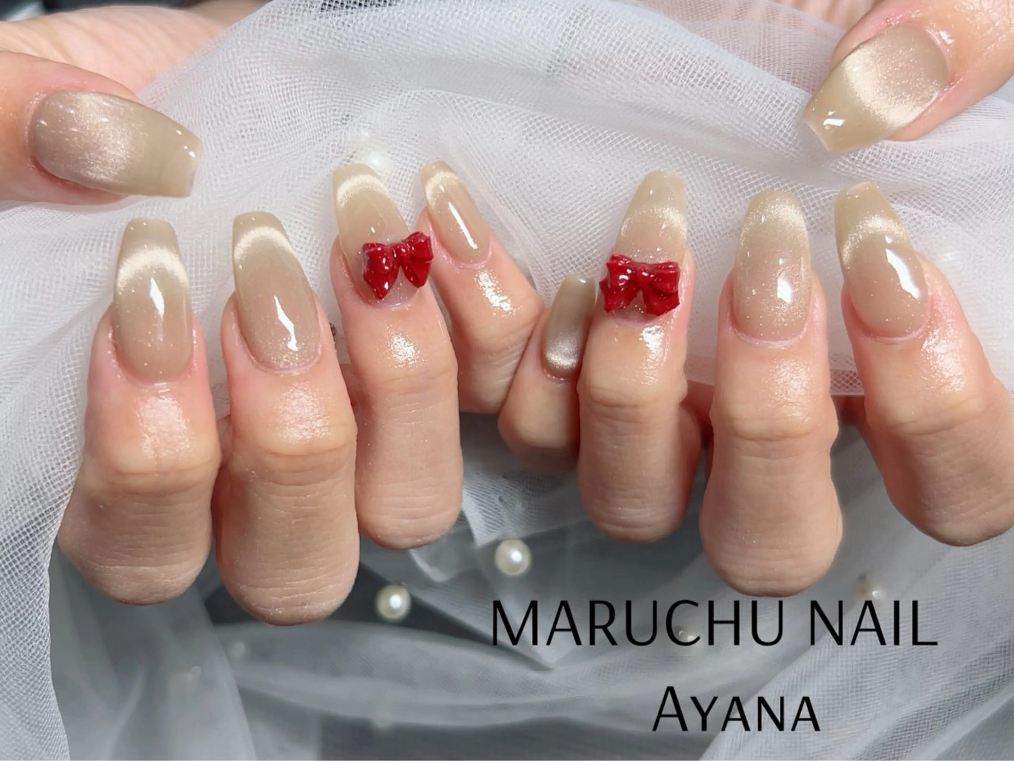 ネイル フレンチネイル マグネットネイル マグネットフレンチ ハンドネイル MARUCHU Ayanaのネイルデザイン