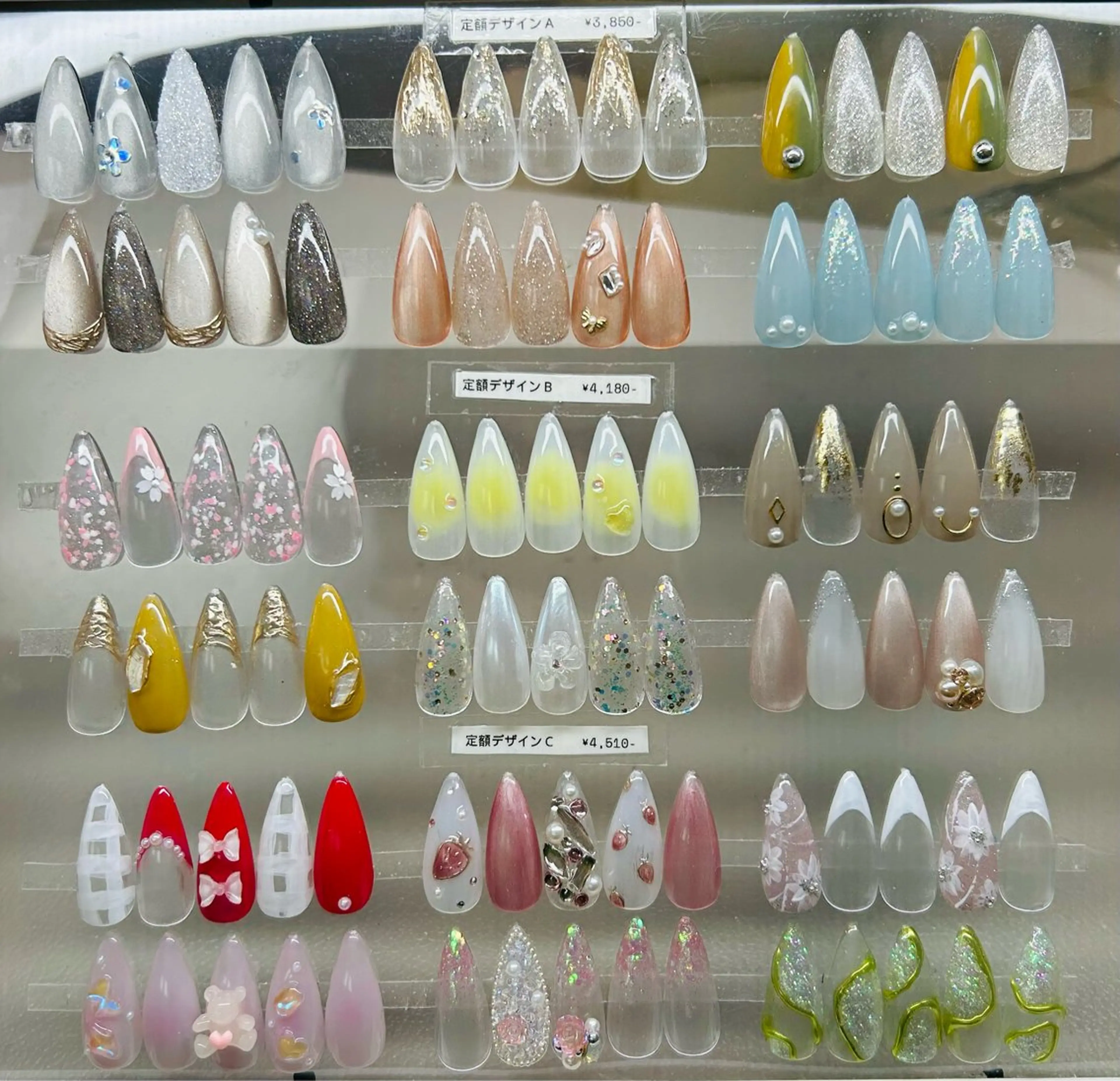 ネイル ジェルネイル専門店 一花-ICHIKA-のネイルデザイン