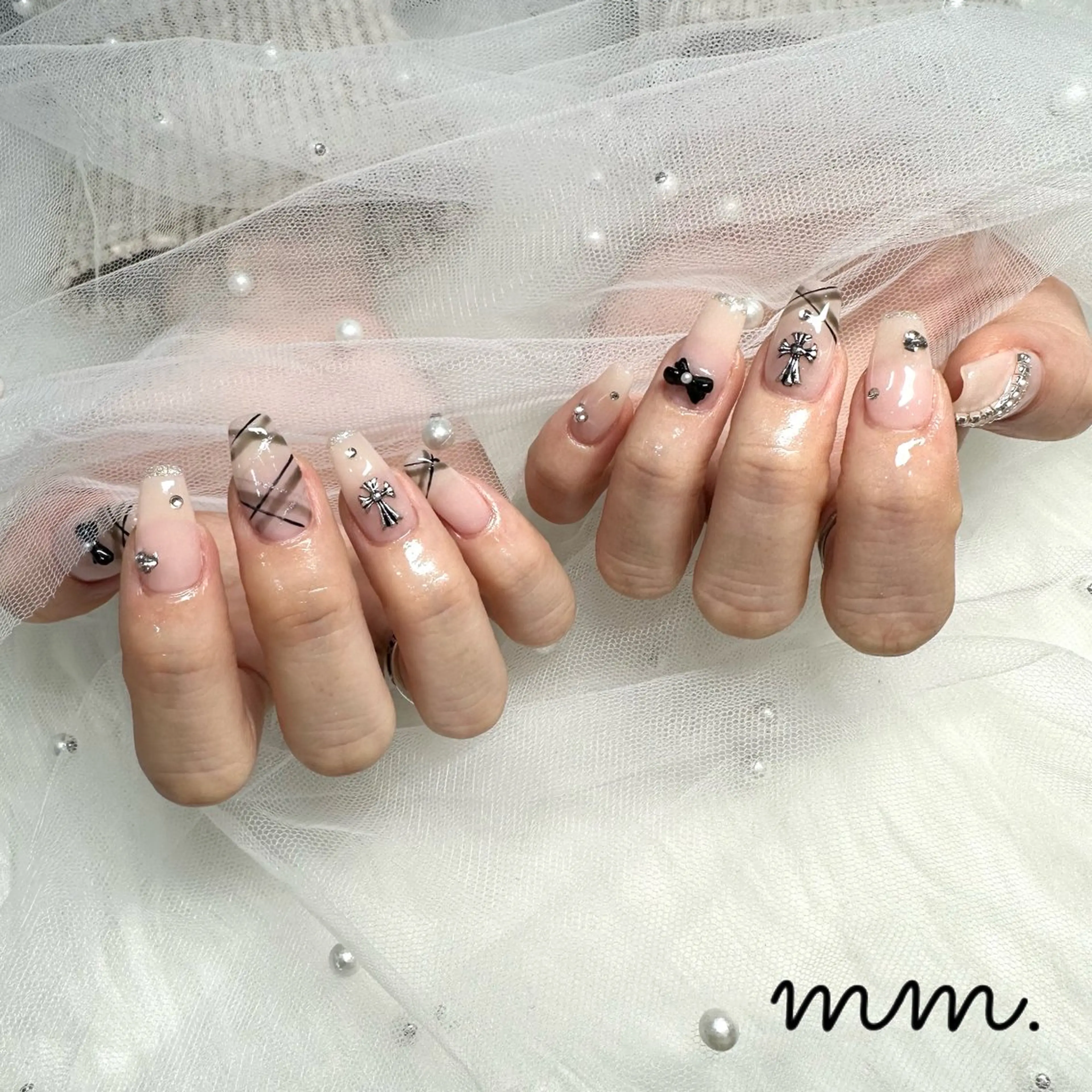 ネイル ハンドネイル 🩷🩵mm.大宮 Riyo🧸🩵🩷のネイルデザイン