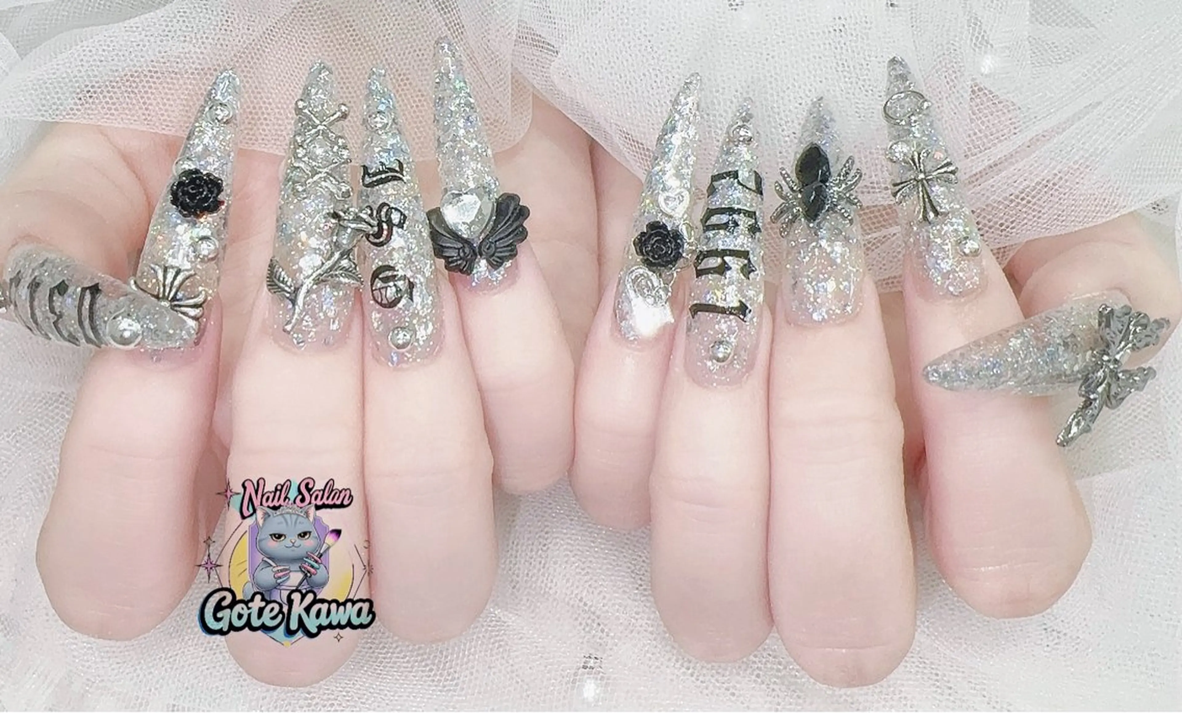 ネイル キラキラネイル 韓国ネイル スカルプネイル ハンドネイル ハンドケア Gote Kawa nail salonのネイルデザイン