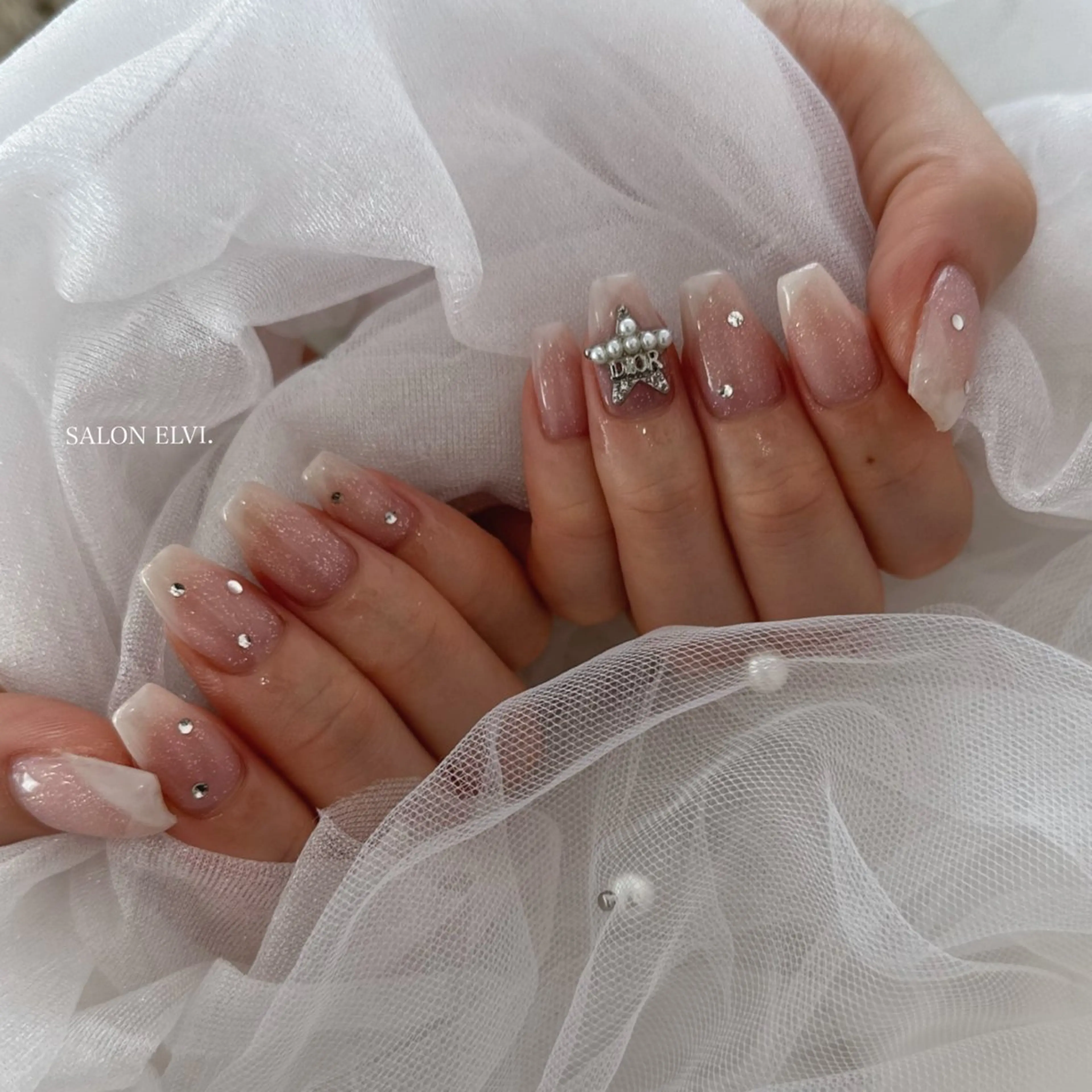 ネイル SALON ELVI.のネイルデザイン