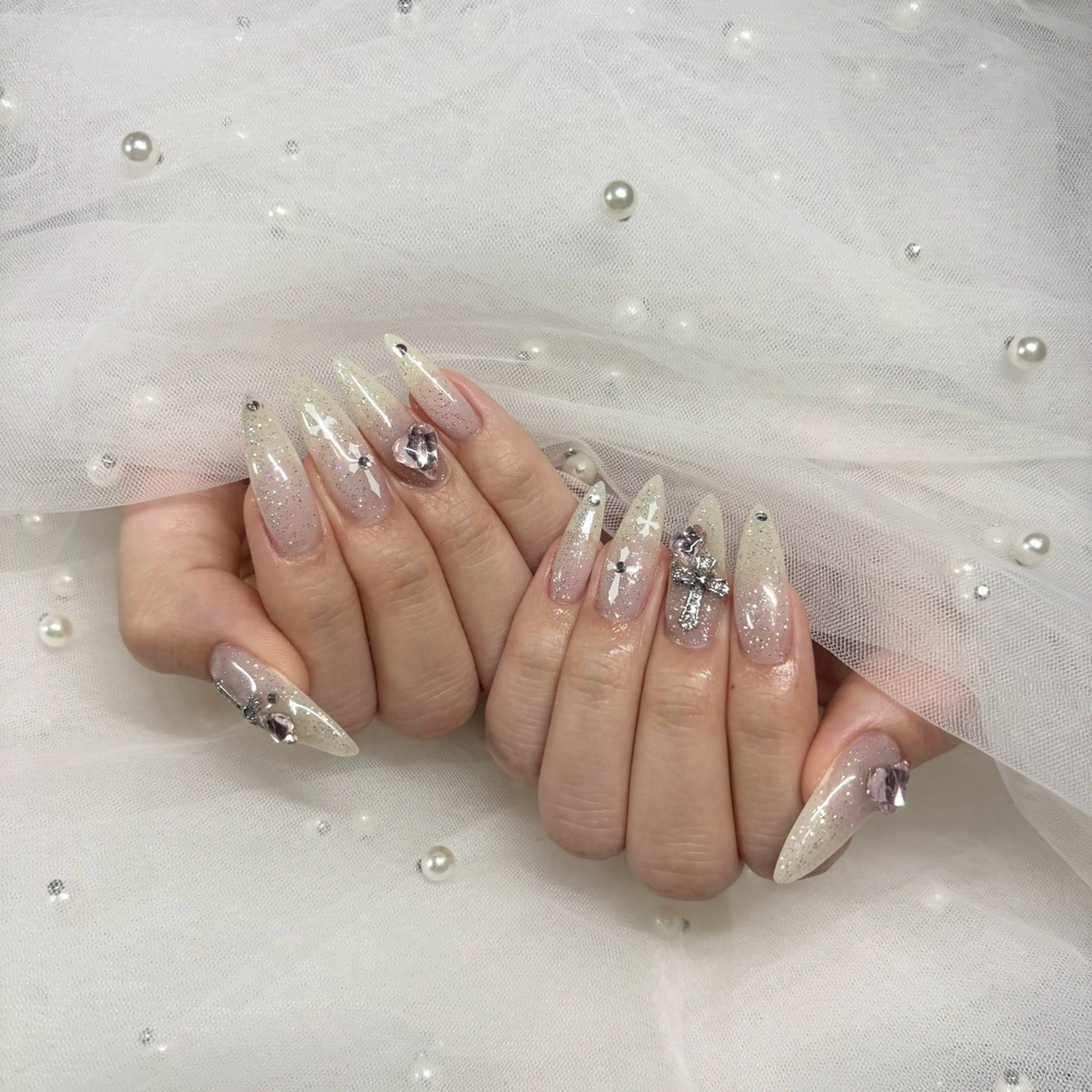 ネイル ハンドネイル ୨୧ mio୨୧のネイルデザイン