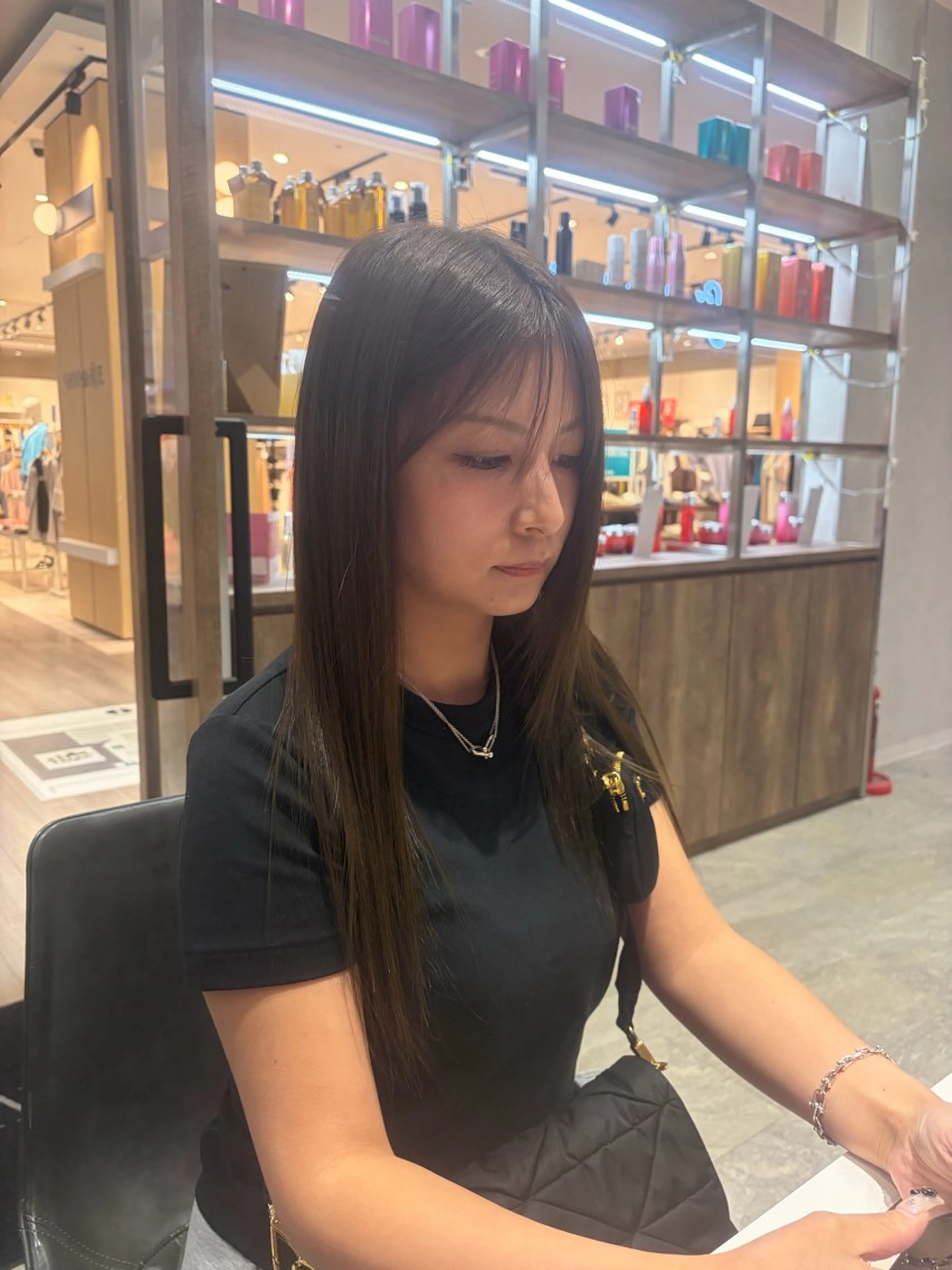 セミロング ヘアカラー トリートメント 石井良典 髪質改善のヘアスタイル