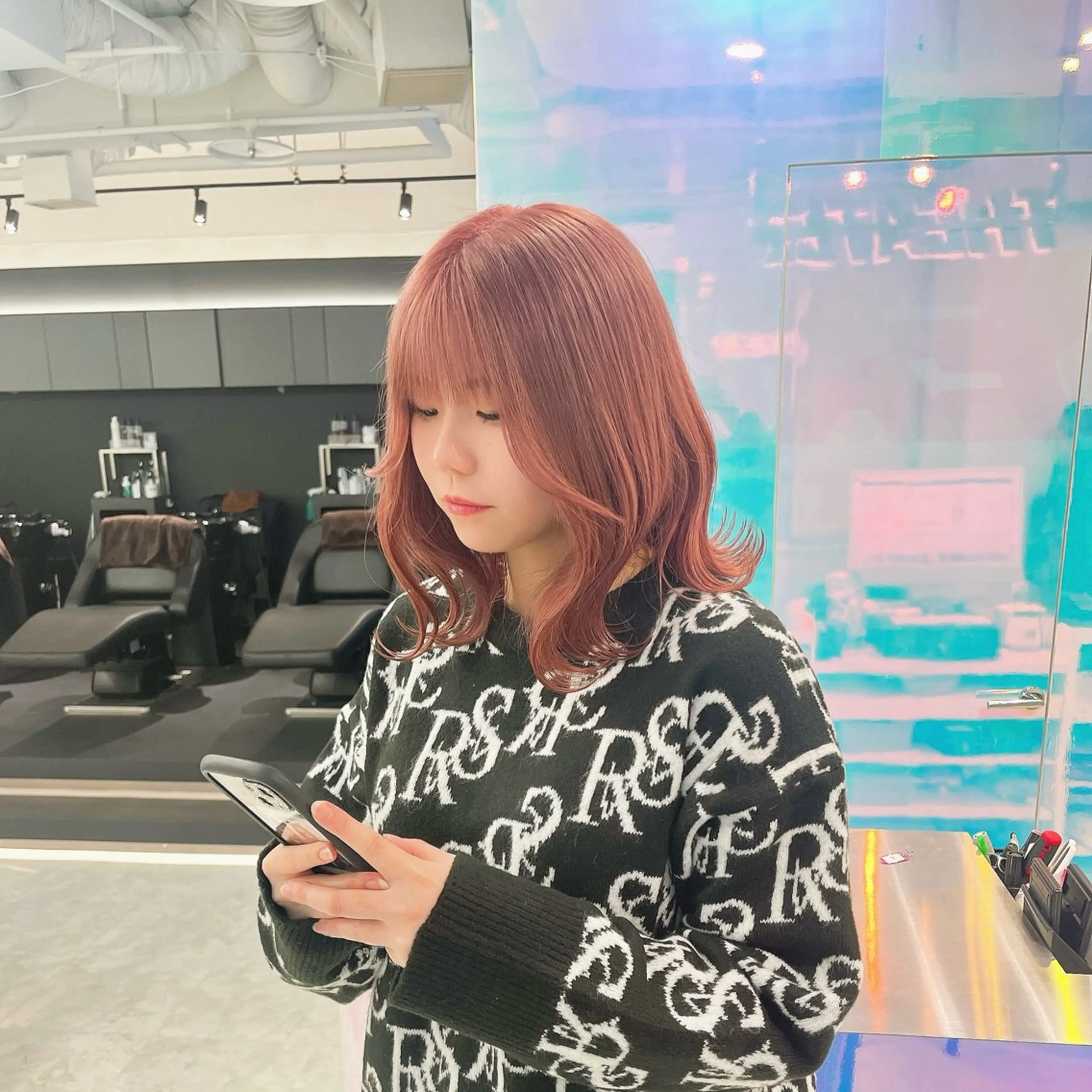 セミロング カラー ヘアカラー トレンドレイヤー No.1/KOHEIのヘアスタイル